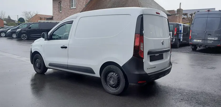 Renault Express – Image 12