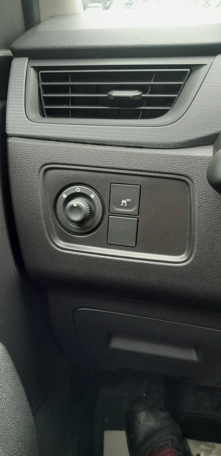 Renault Express – Image 6