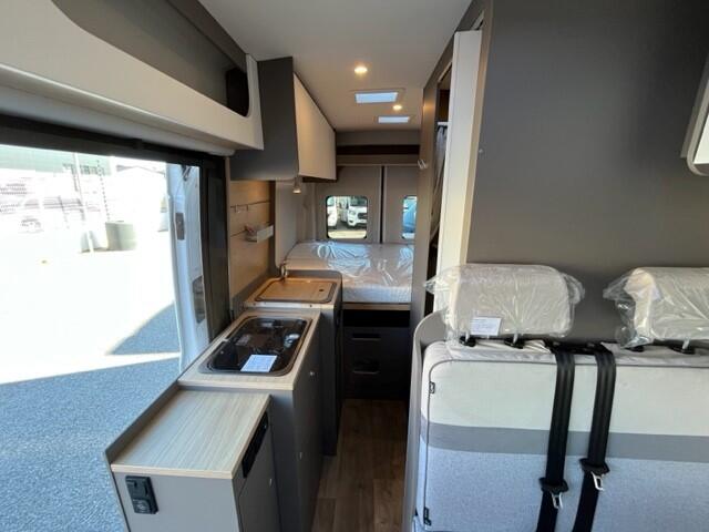 fourgon LMC LMC INNOVAN 590 AUTOMATIQUE NEUF – Image 6