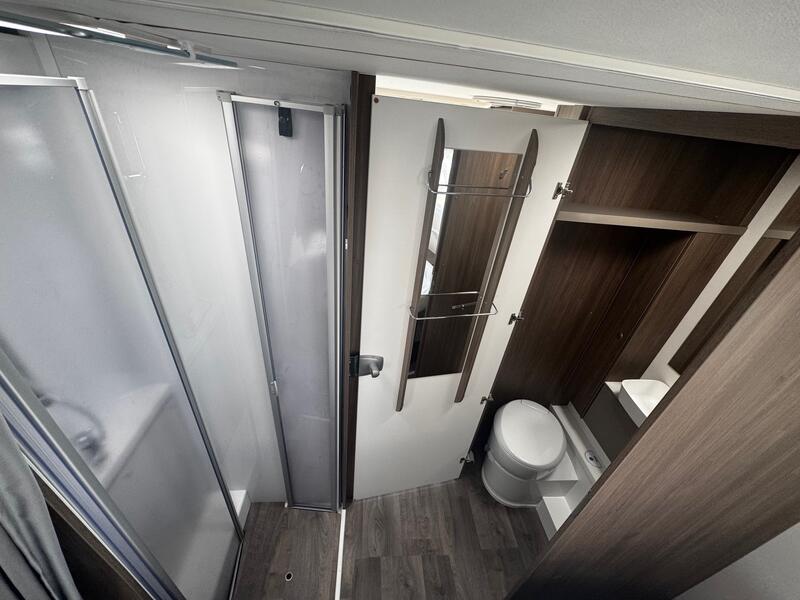 camping-car CARADO T 449 EDITION 24 BOITE AUTO NEUF – Image 9