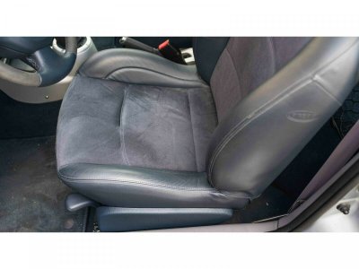 Renault Clio – Image 8