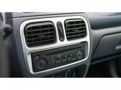 Renault Clio – Image 4