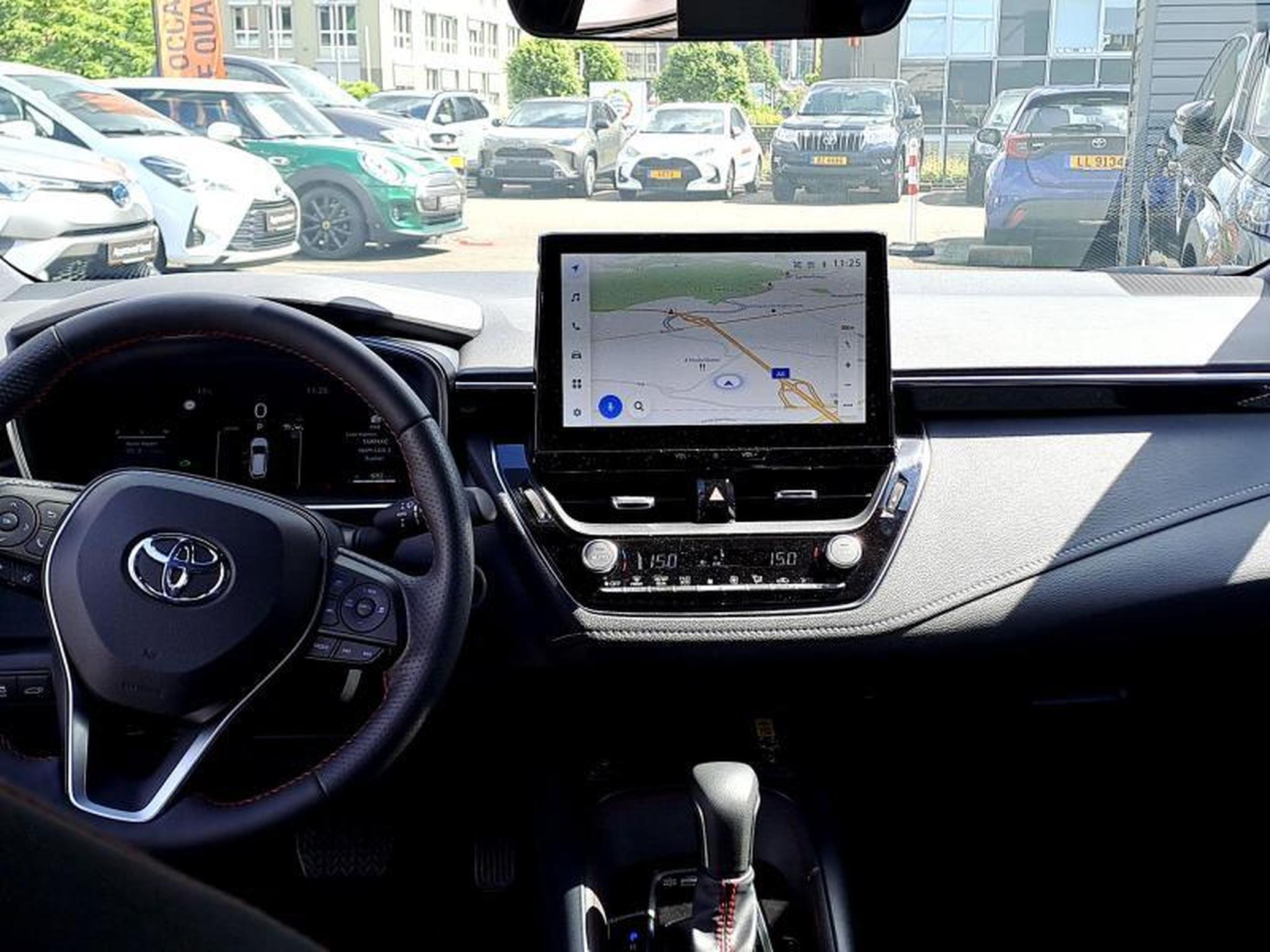 Toyota Corolla – Image 13