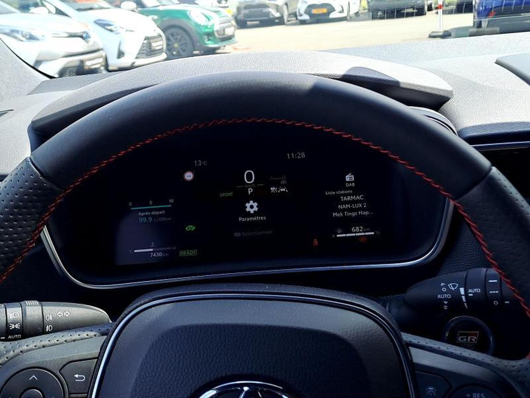 Toyota Corolla – Image 7