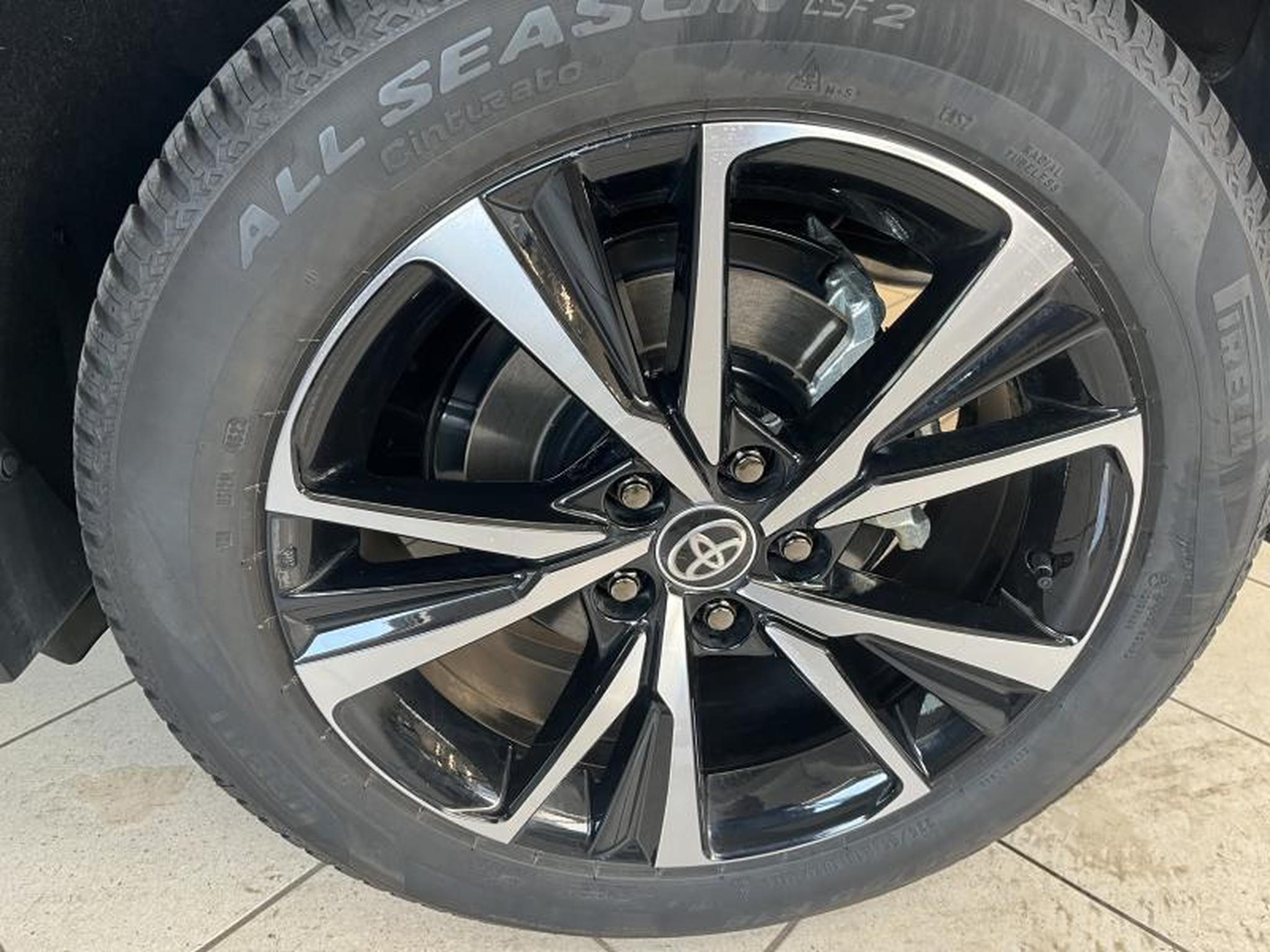 Toyota C-HR – Image 13