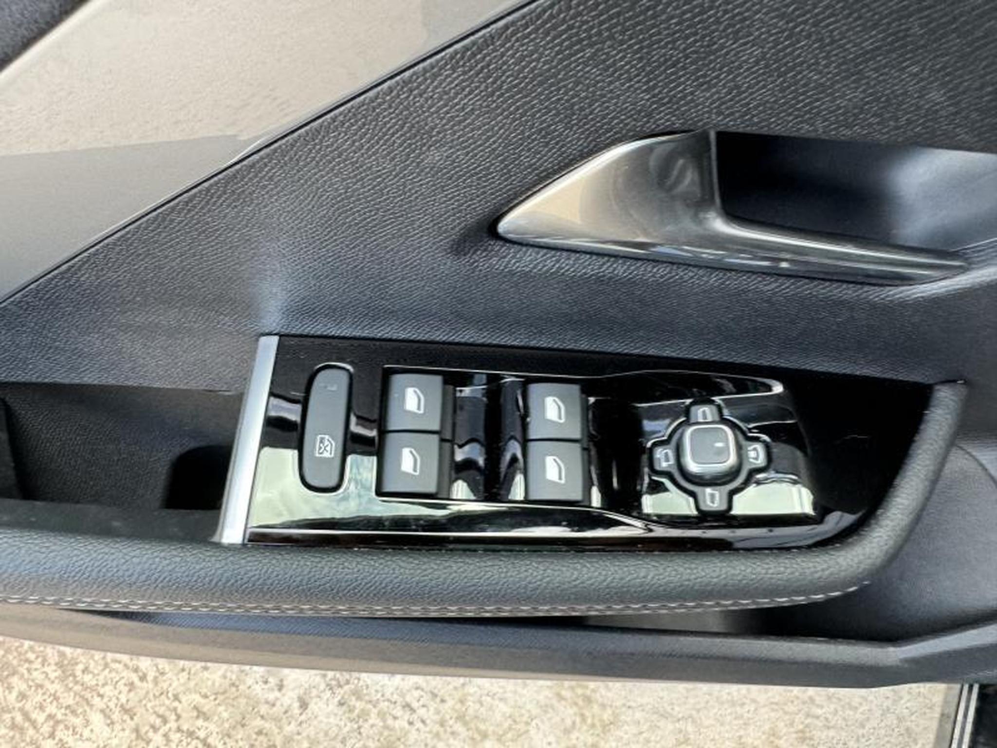 Opel Astra – Image 9