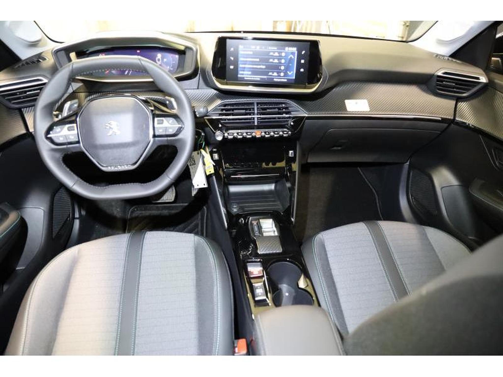 Peugeot 208 – Image 18