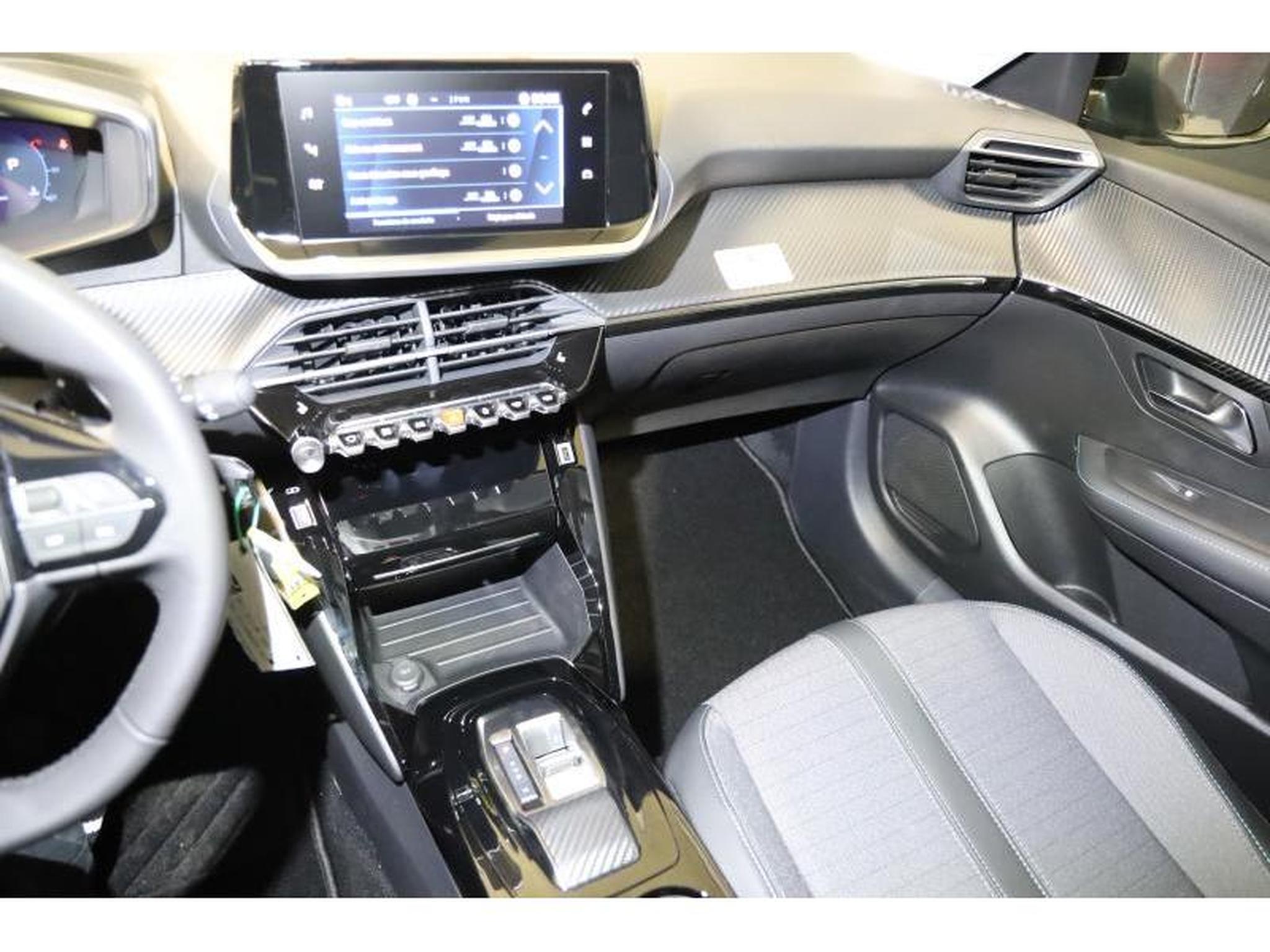 Peugeot 208 – Image 23