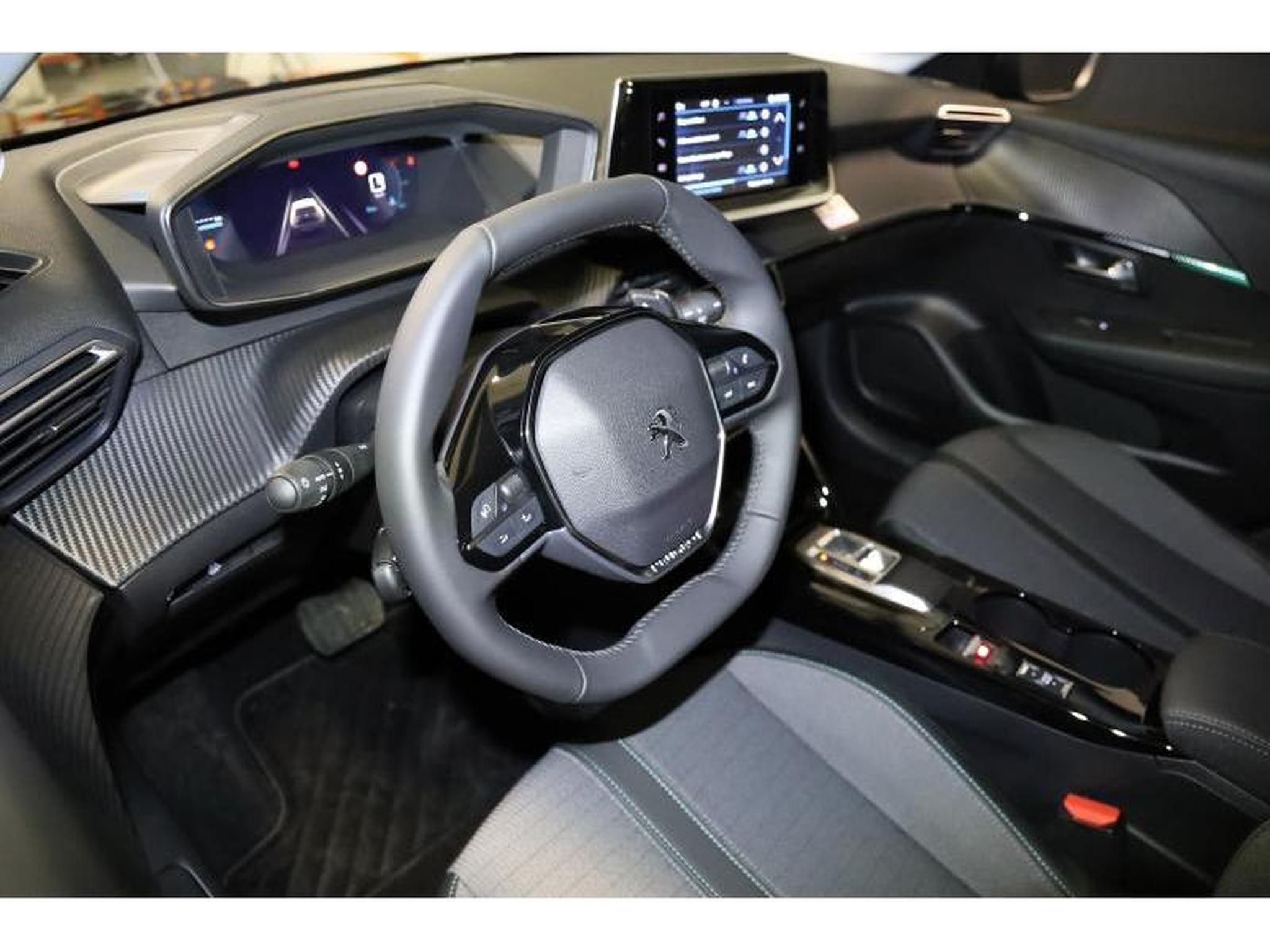 Peugeot 208 – Image 25