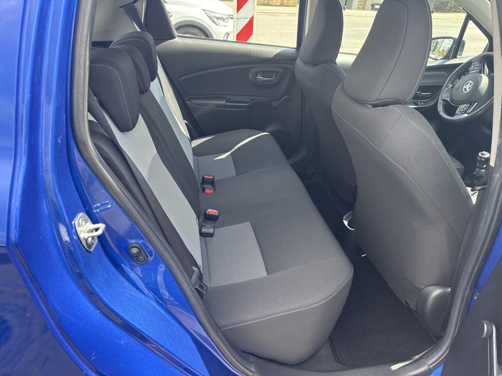 Toyota Yaris – Image 10