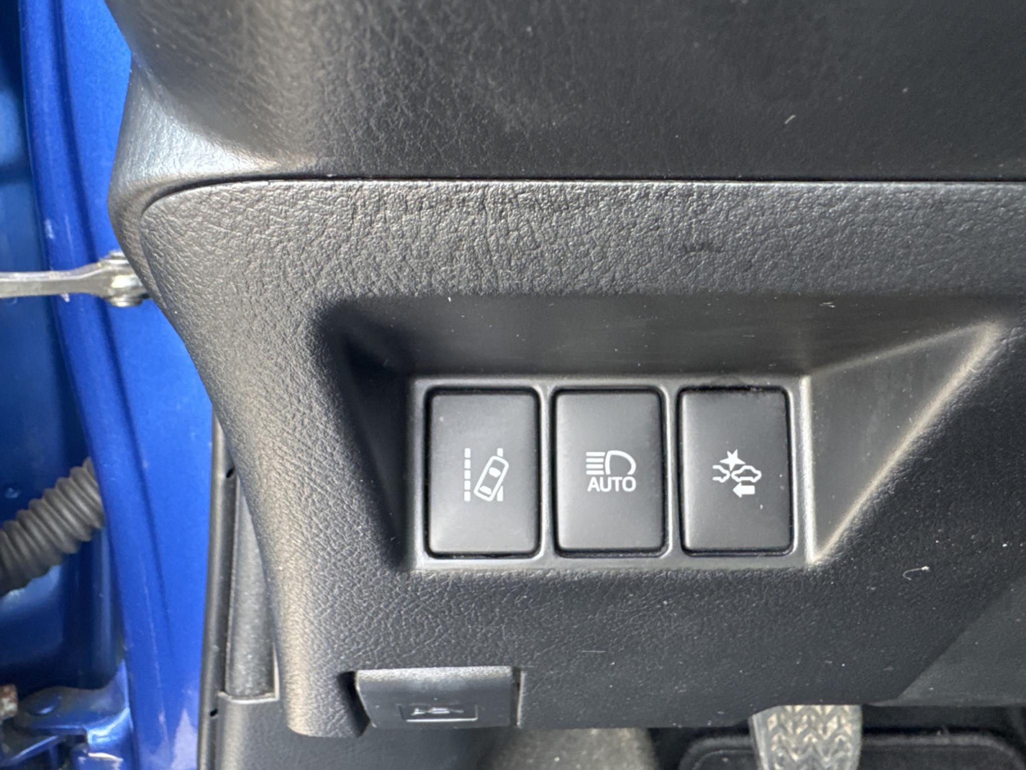 Toyota Yaris – Image 7