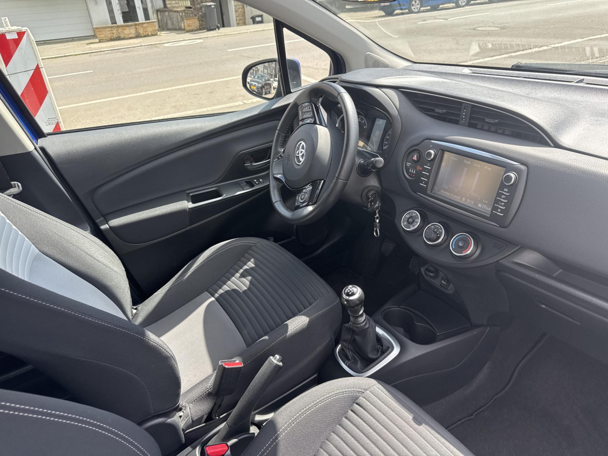 Toyota Yaris – Image 13