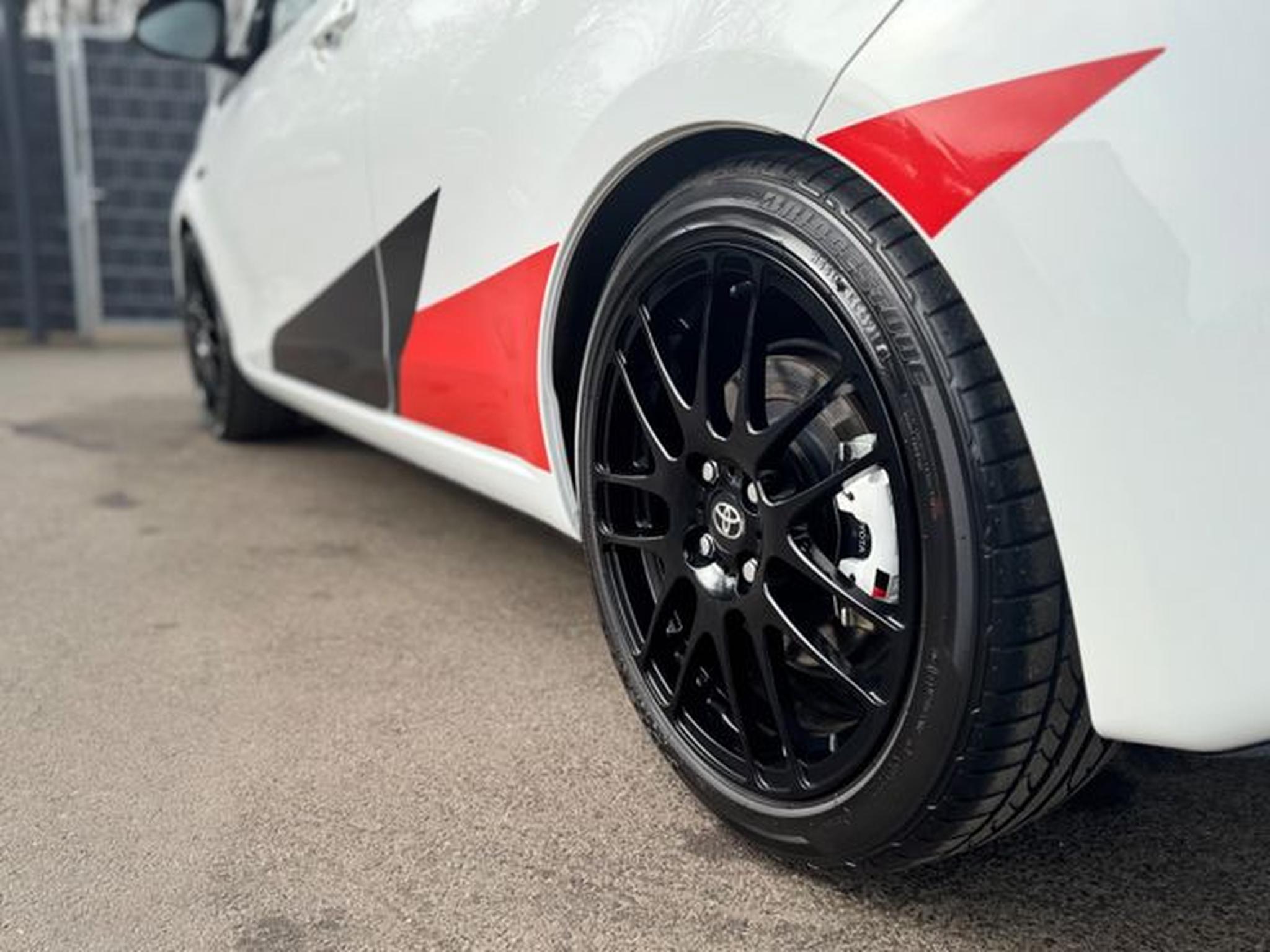 Toyota Yaris – Image 7