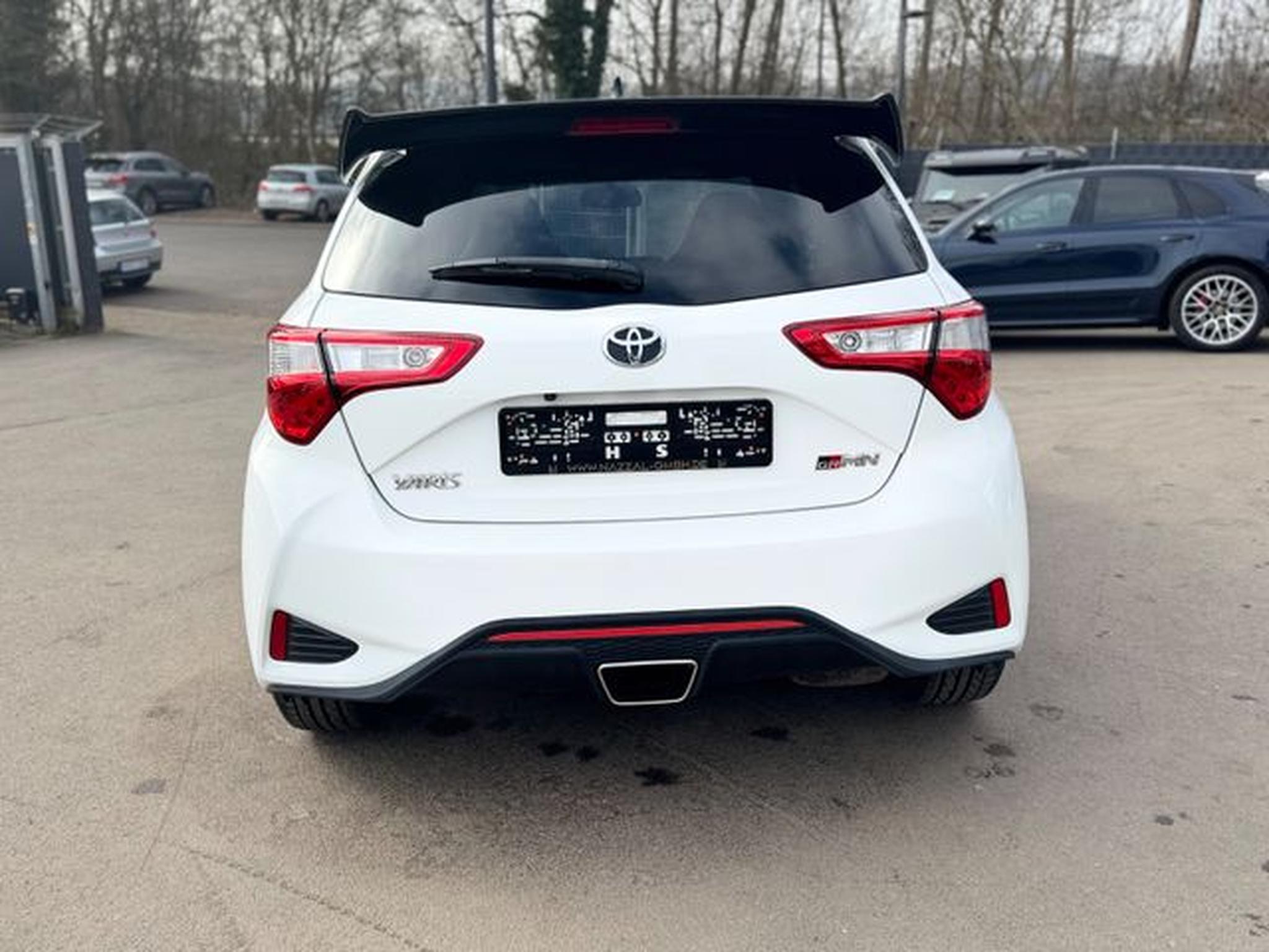 Toyota Yaris – Image 10