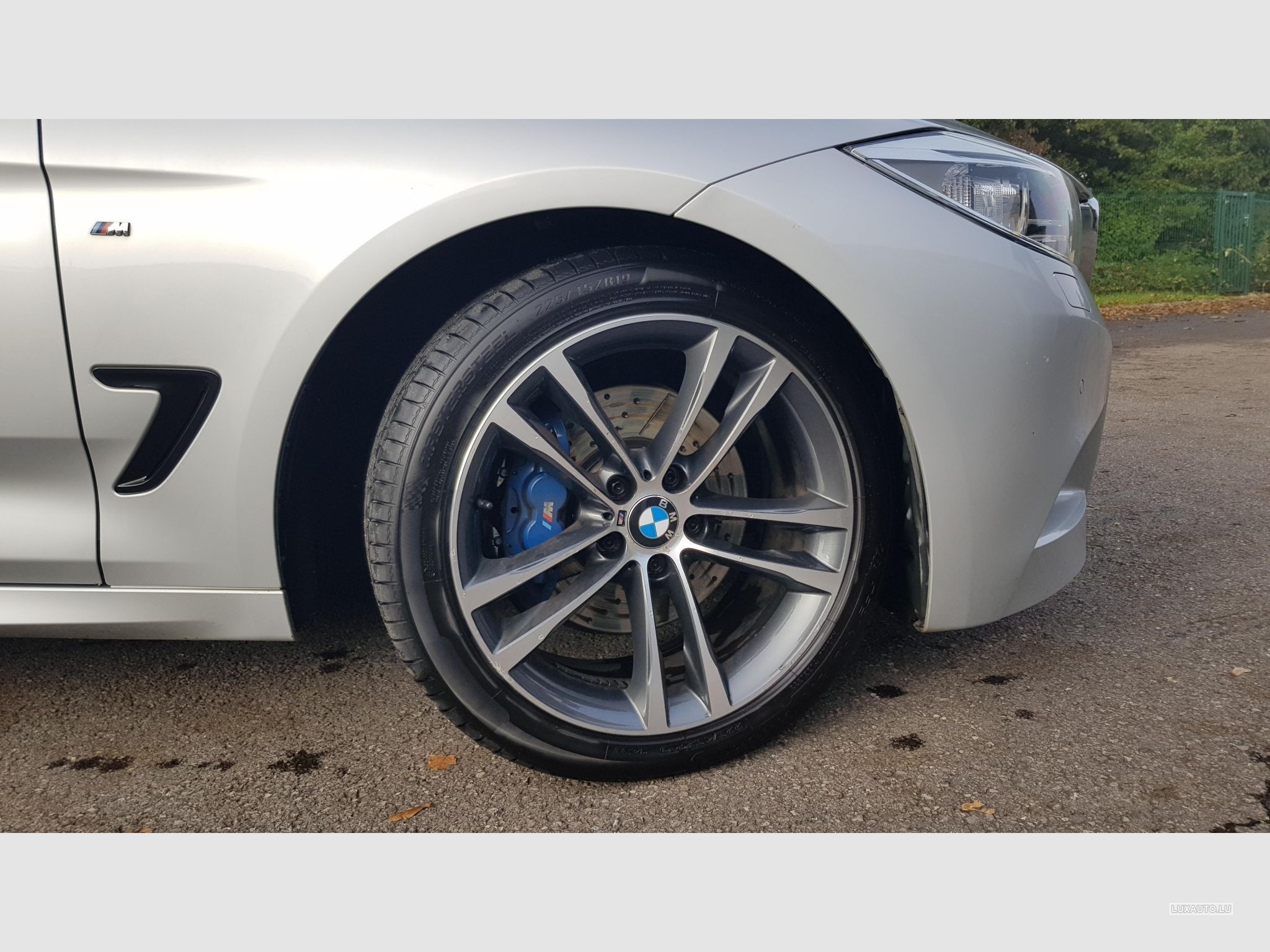 BMW 320 – Image 10