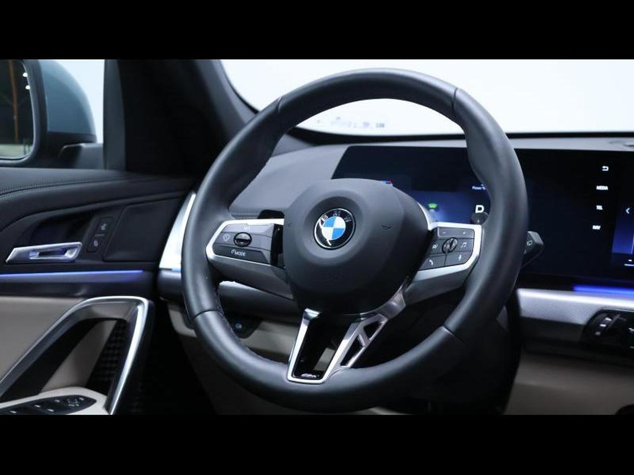 Bmw X1 – Image 15