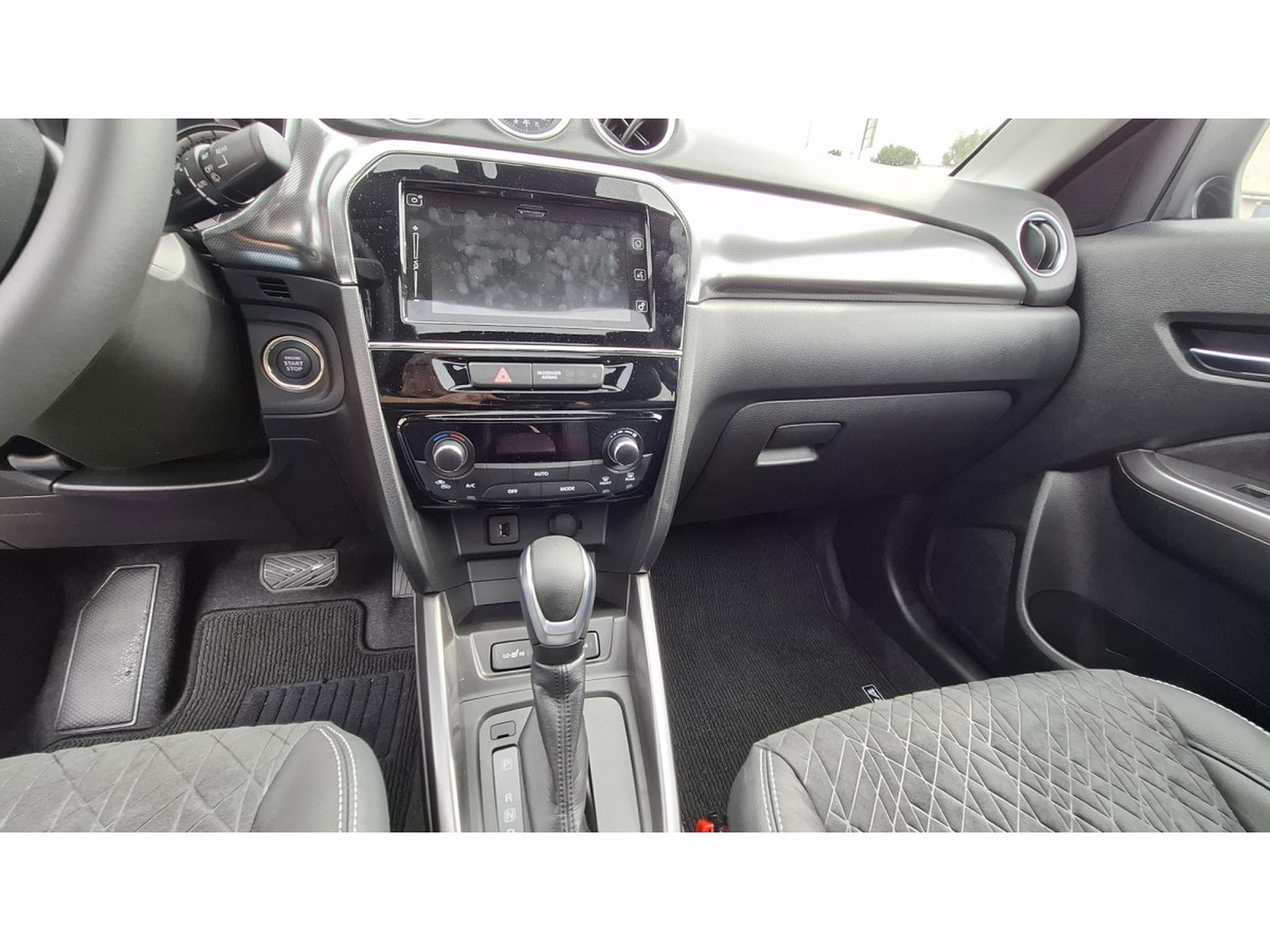 Suzuki Vitara – Image 11