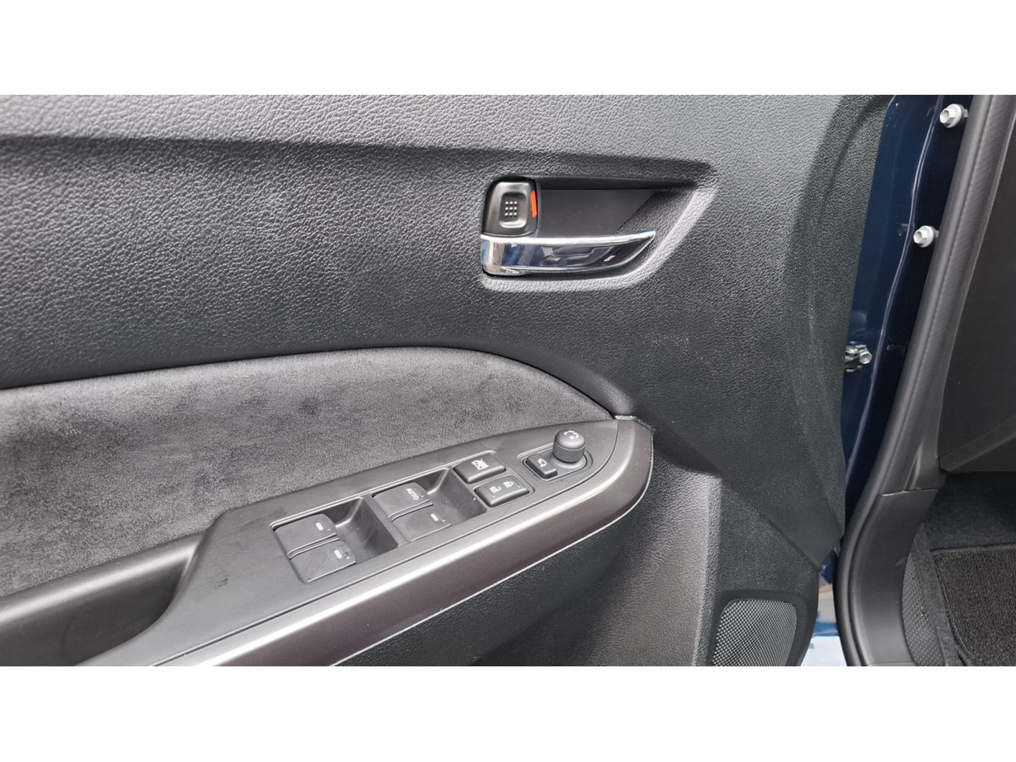 Suzuki Vitara – Image 8