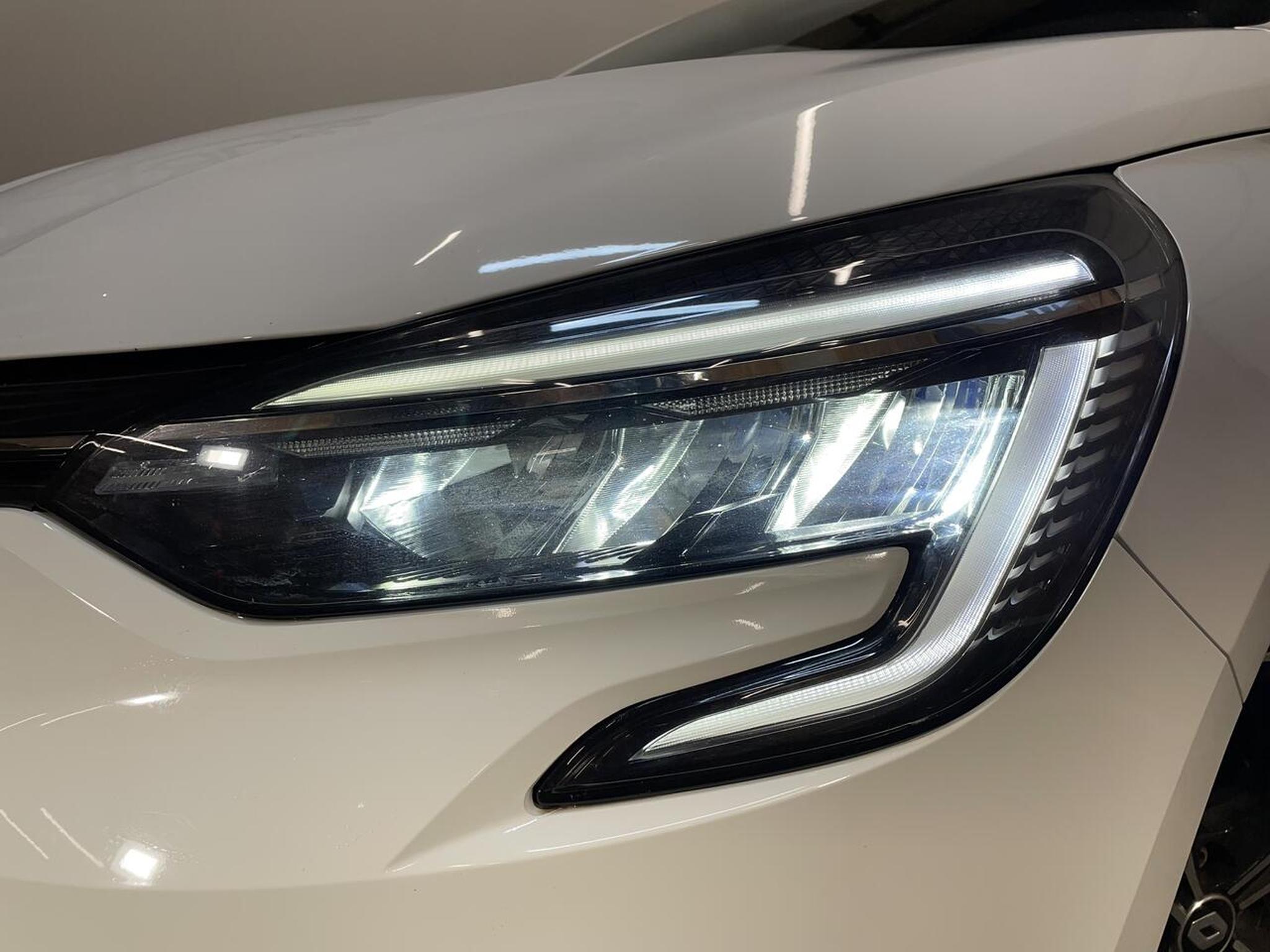 Renault Clio – Image 4