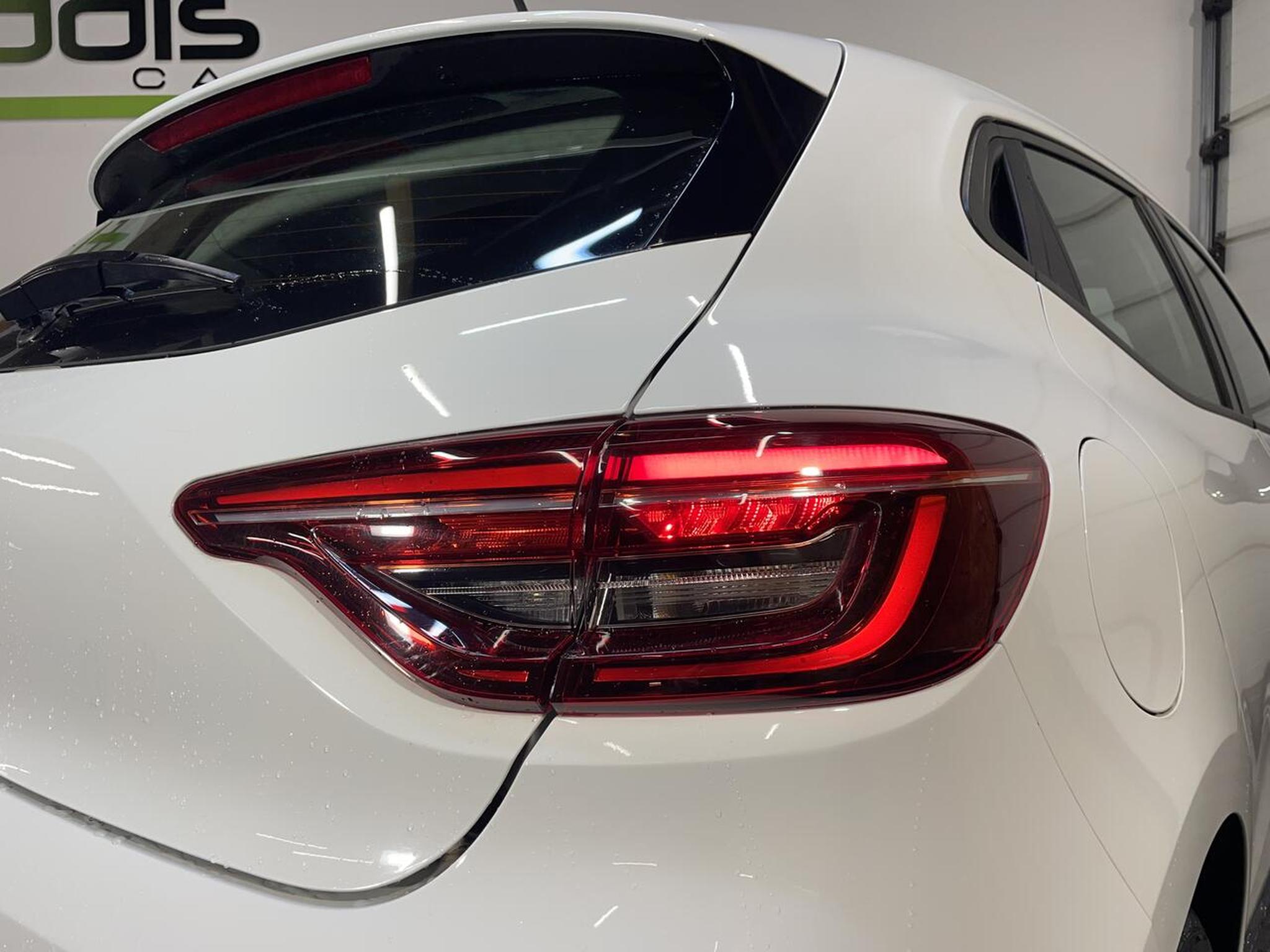 Renault Clio – Image 2