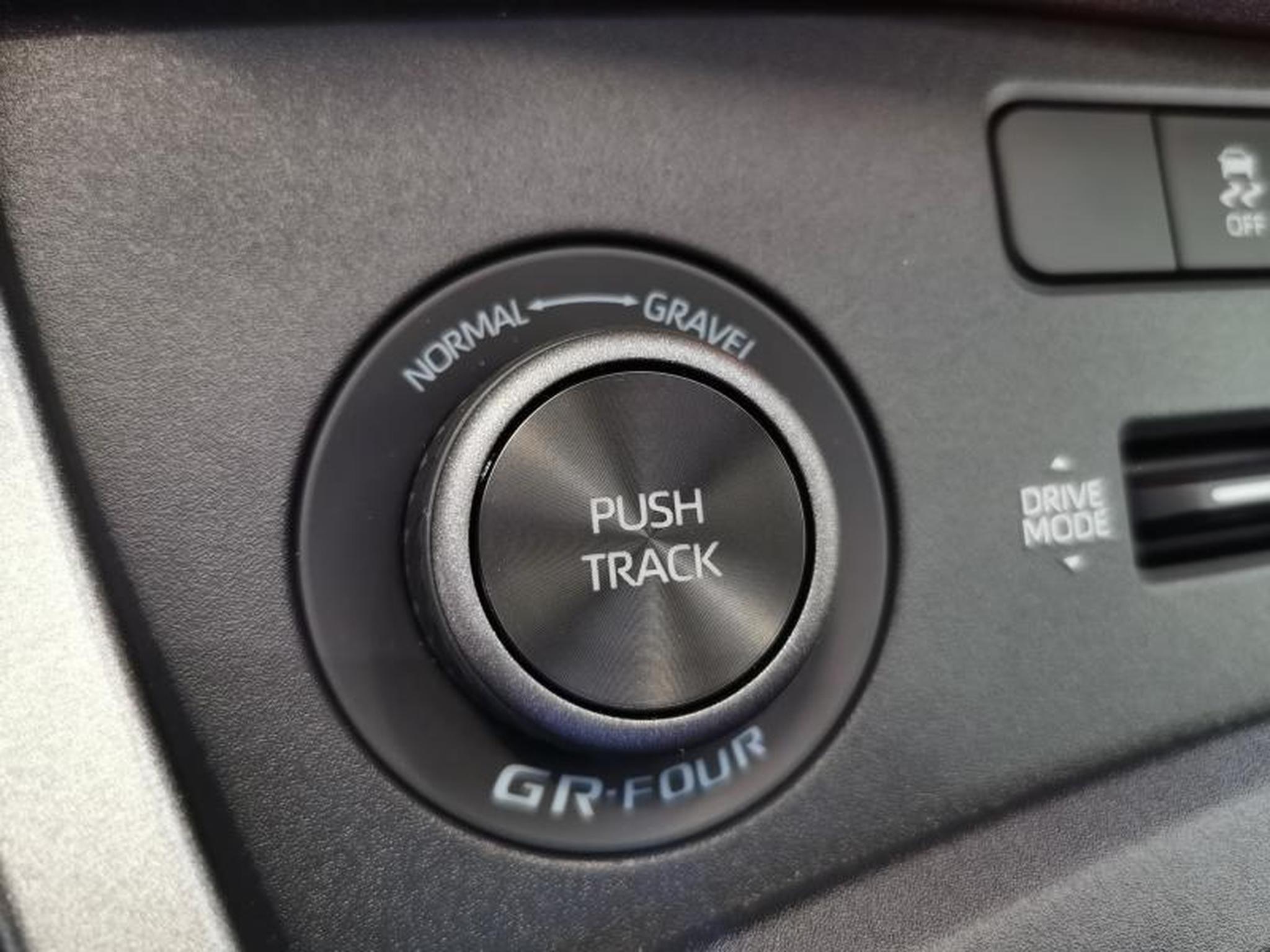 Toyota Yaris – Image 4