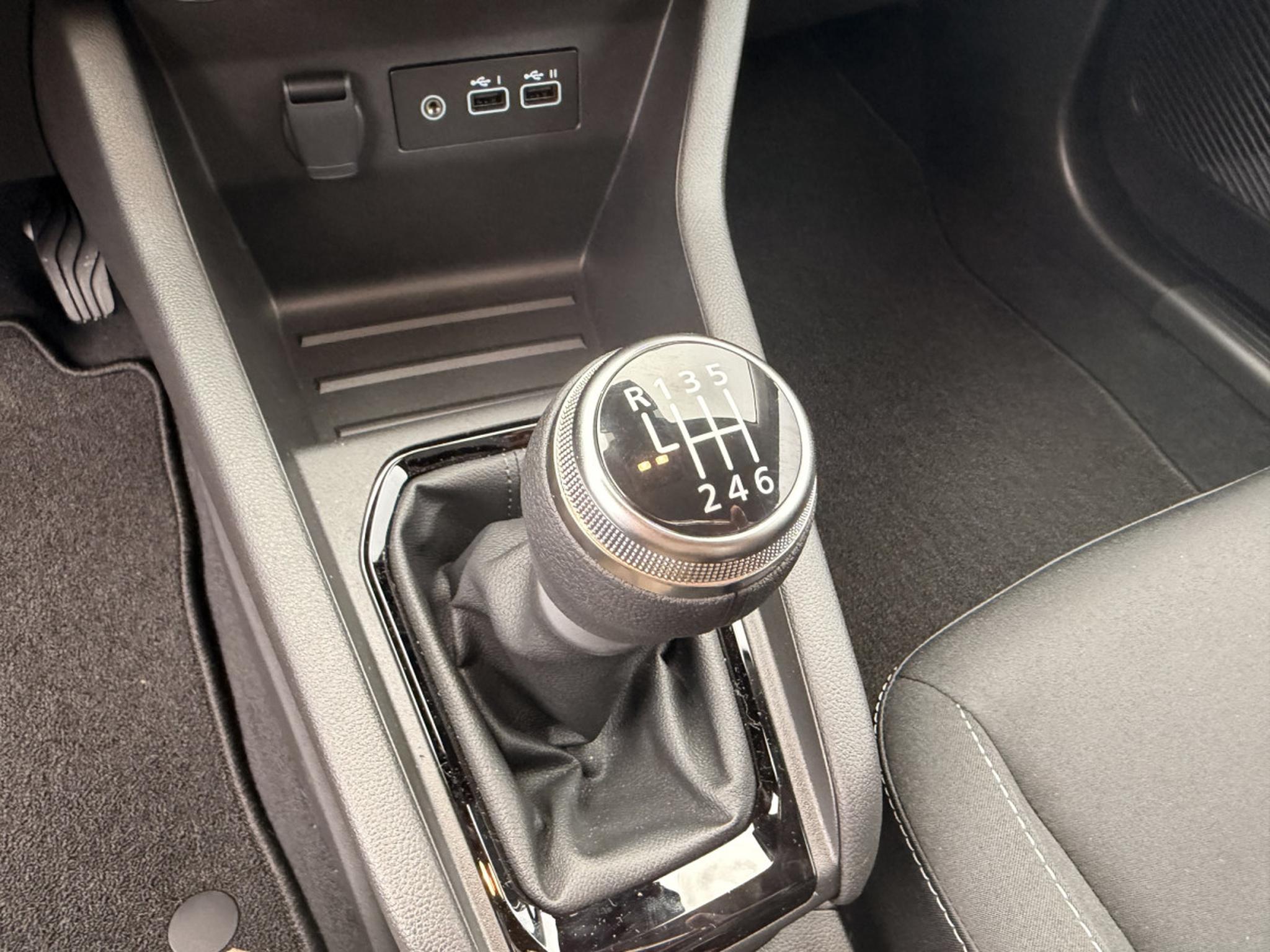 Renault Clio – Image 2