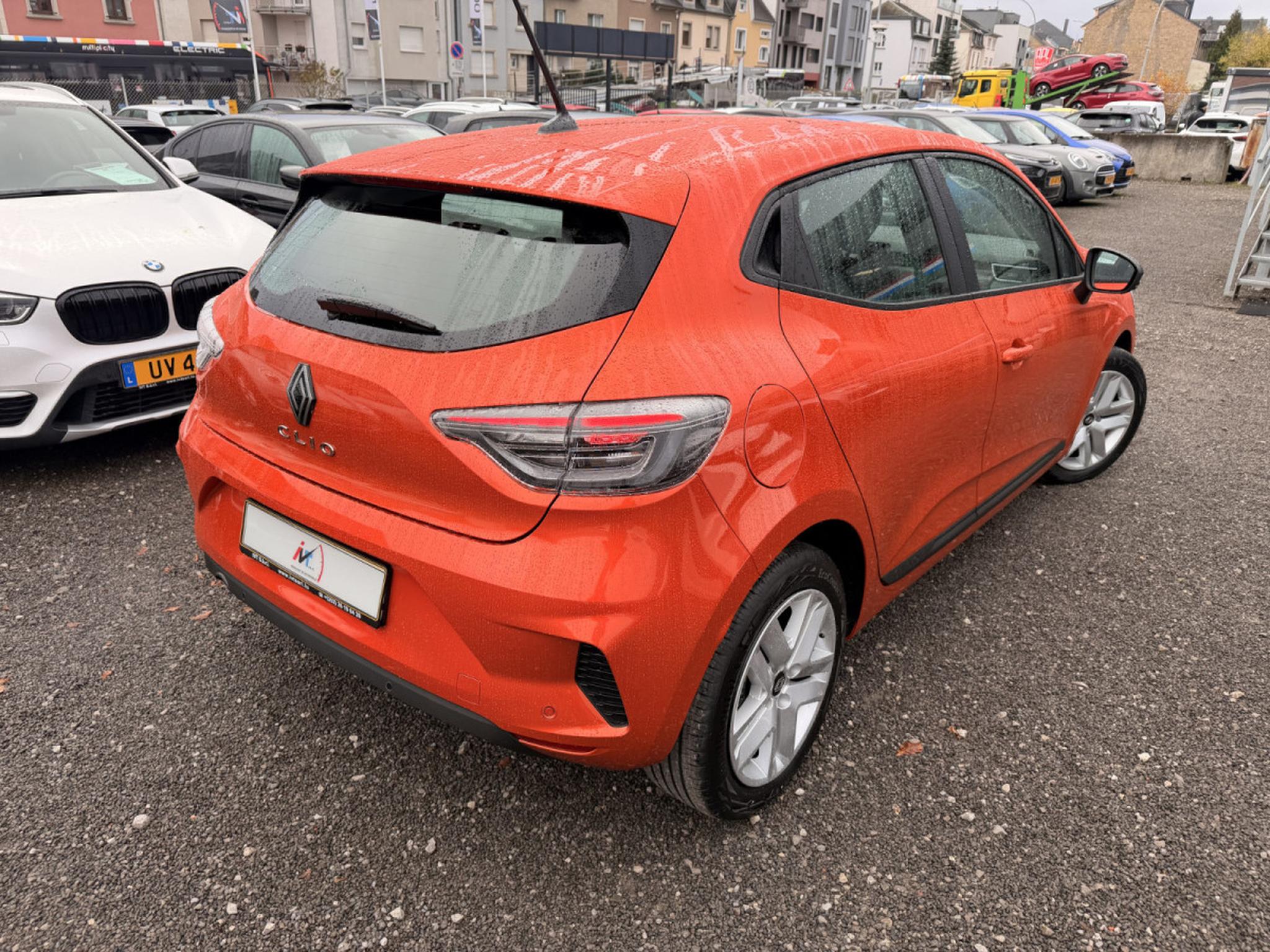 Renault Clio – Image 14