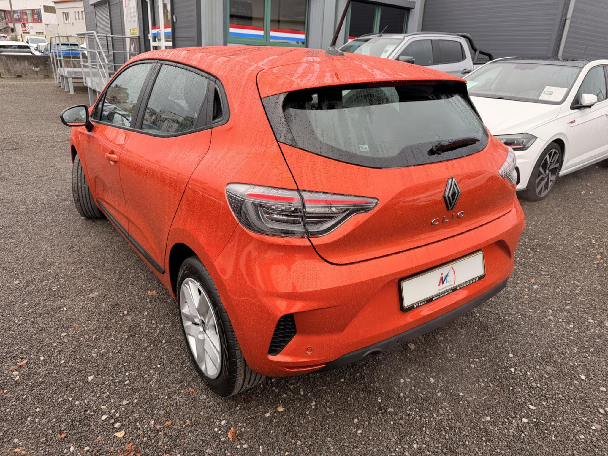 Renault Clio – Image 11