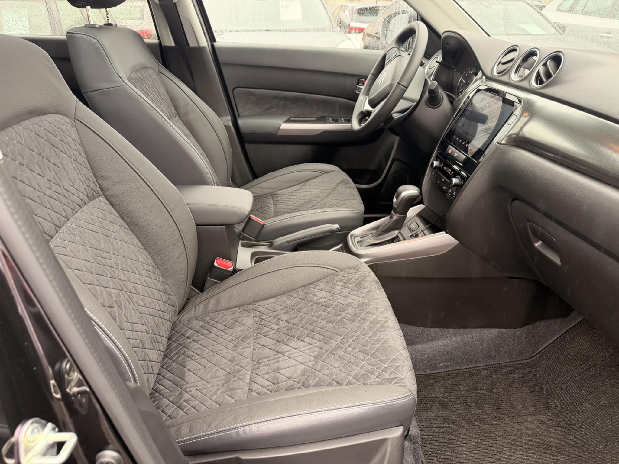 Suzuki Vitara – Image 13