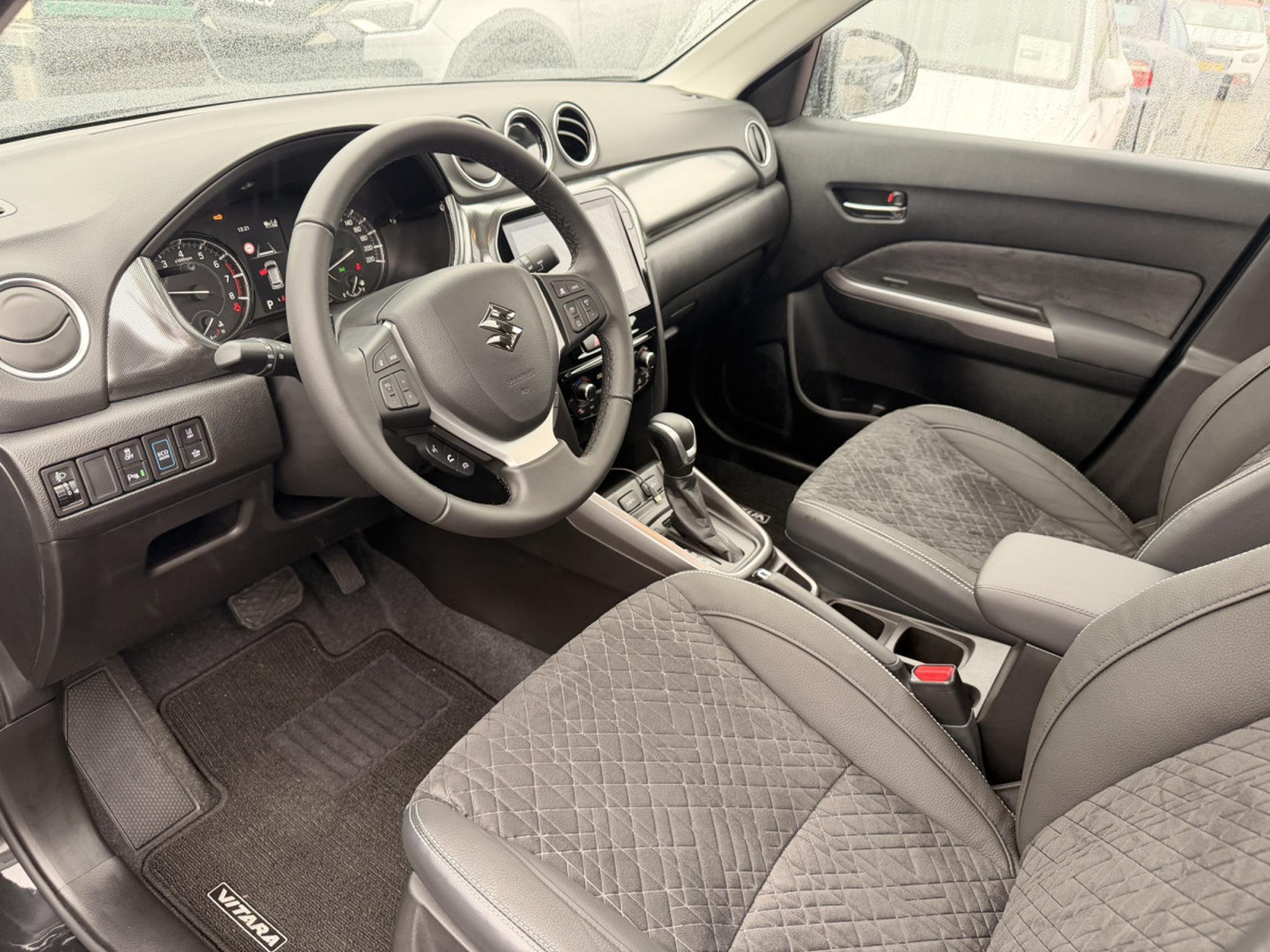 Suzuki Vitara – Image 14