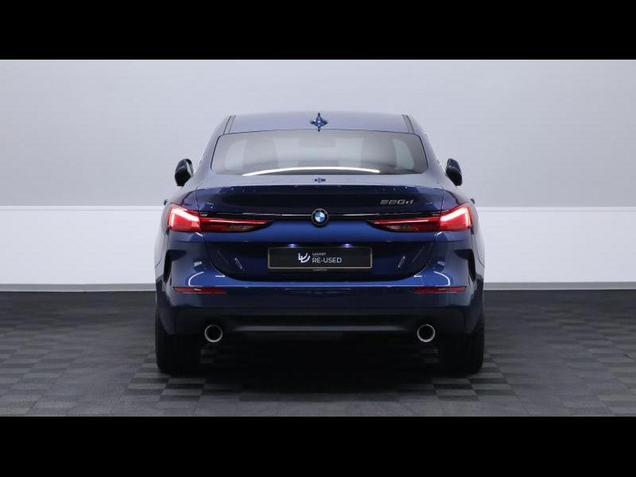 BMW 220 – Image 21