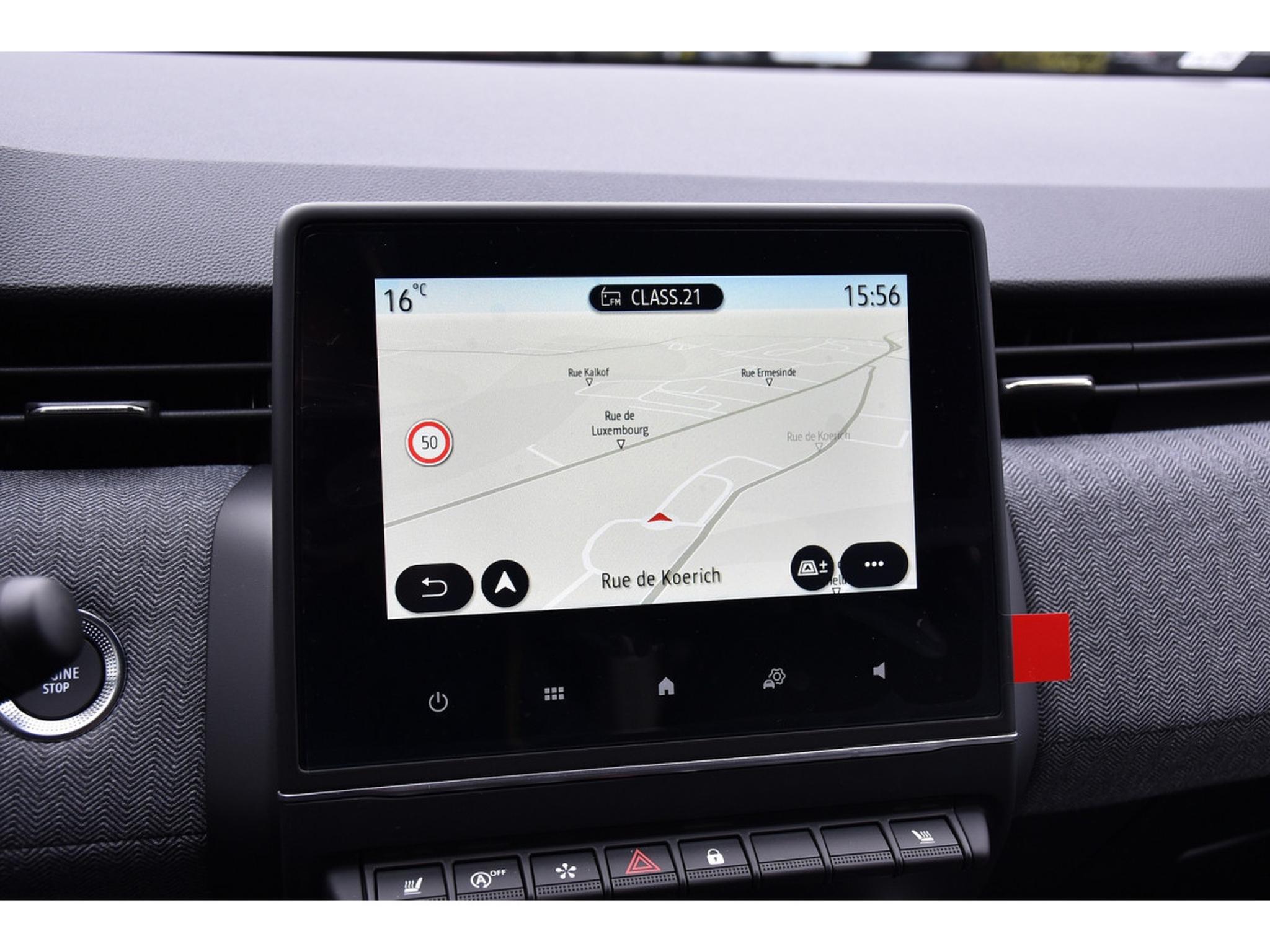 Renault Clio – Image 12