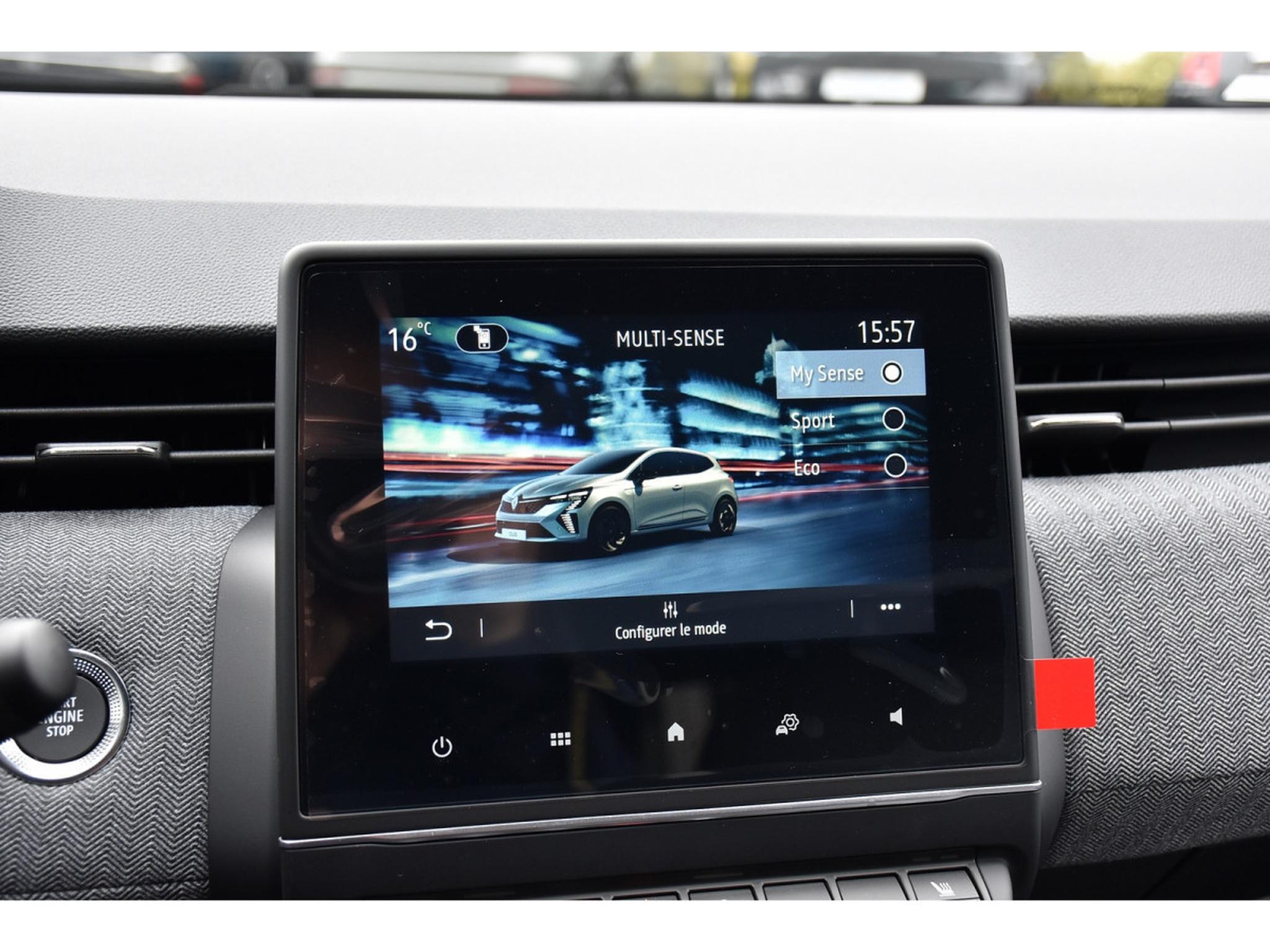 Renault Clio – Image 9