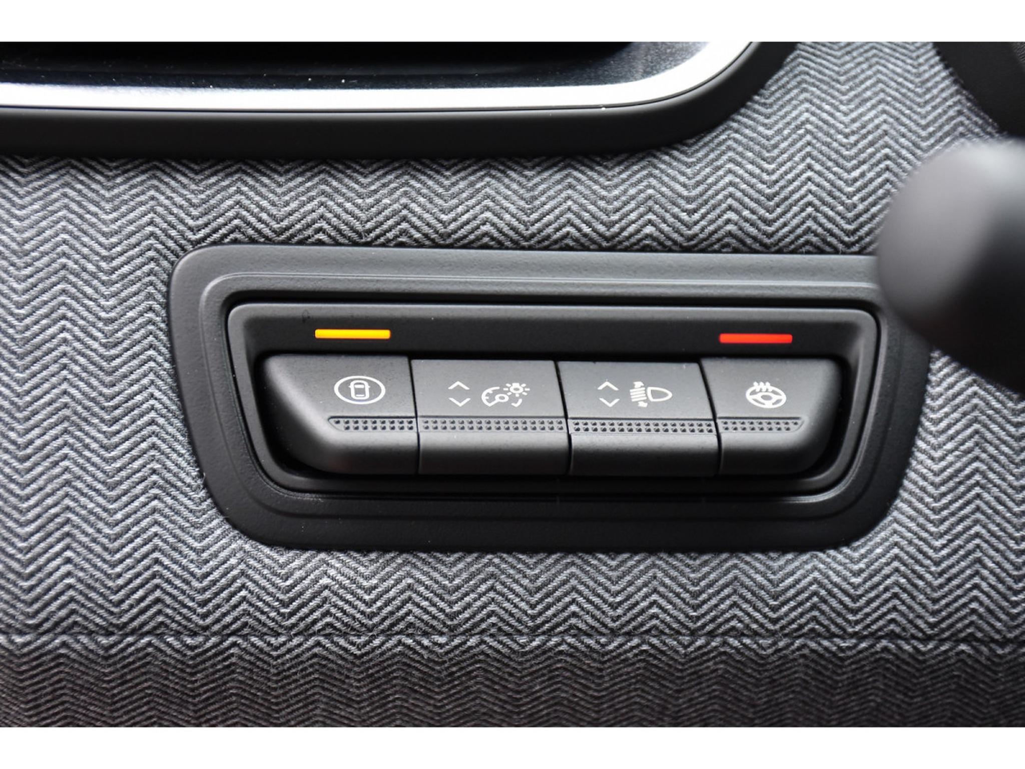 Renault Clio – Image 4