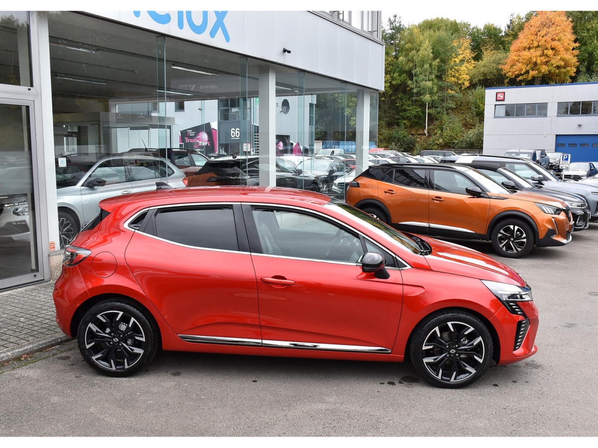 Renault Clio – Image 19