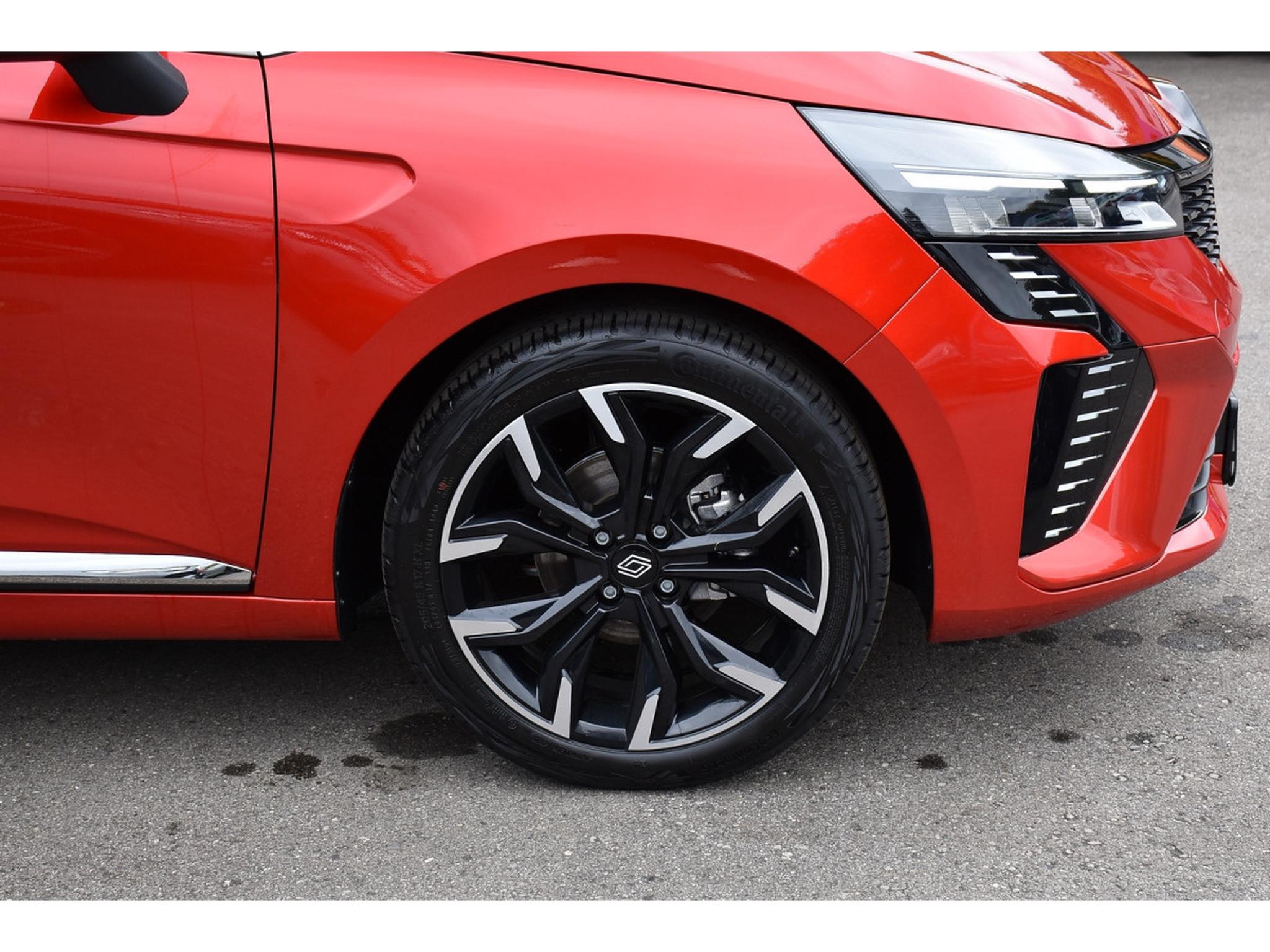 Renault Clio – Image 17