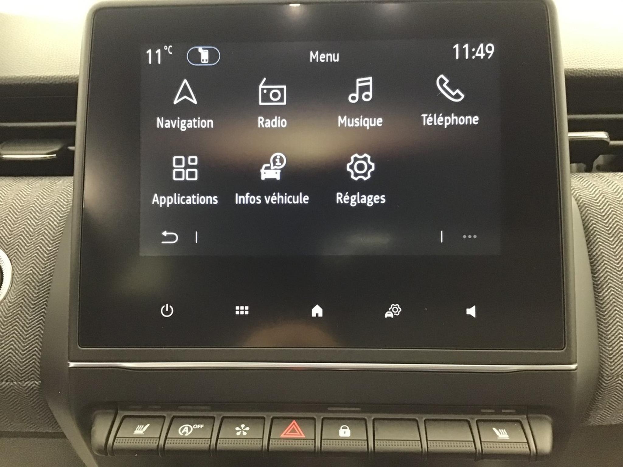 Renault Clio – Image 9