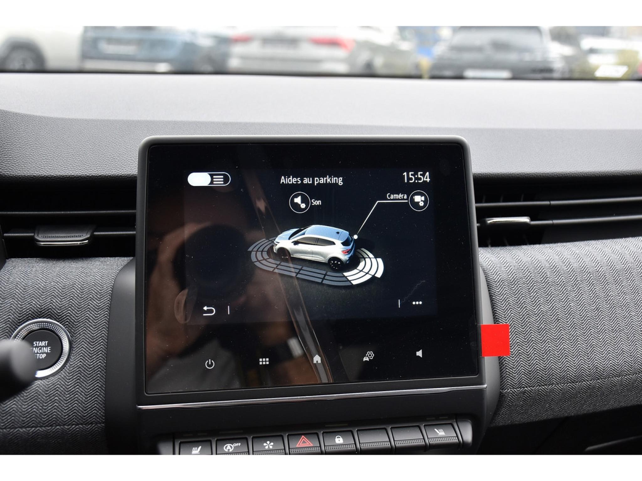 Renault Clio – Image 7