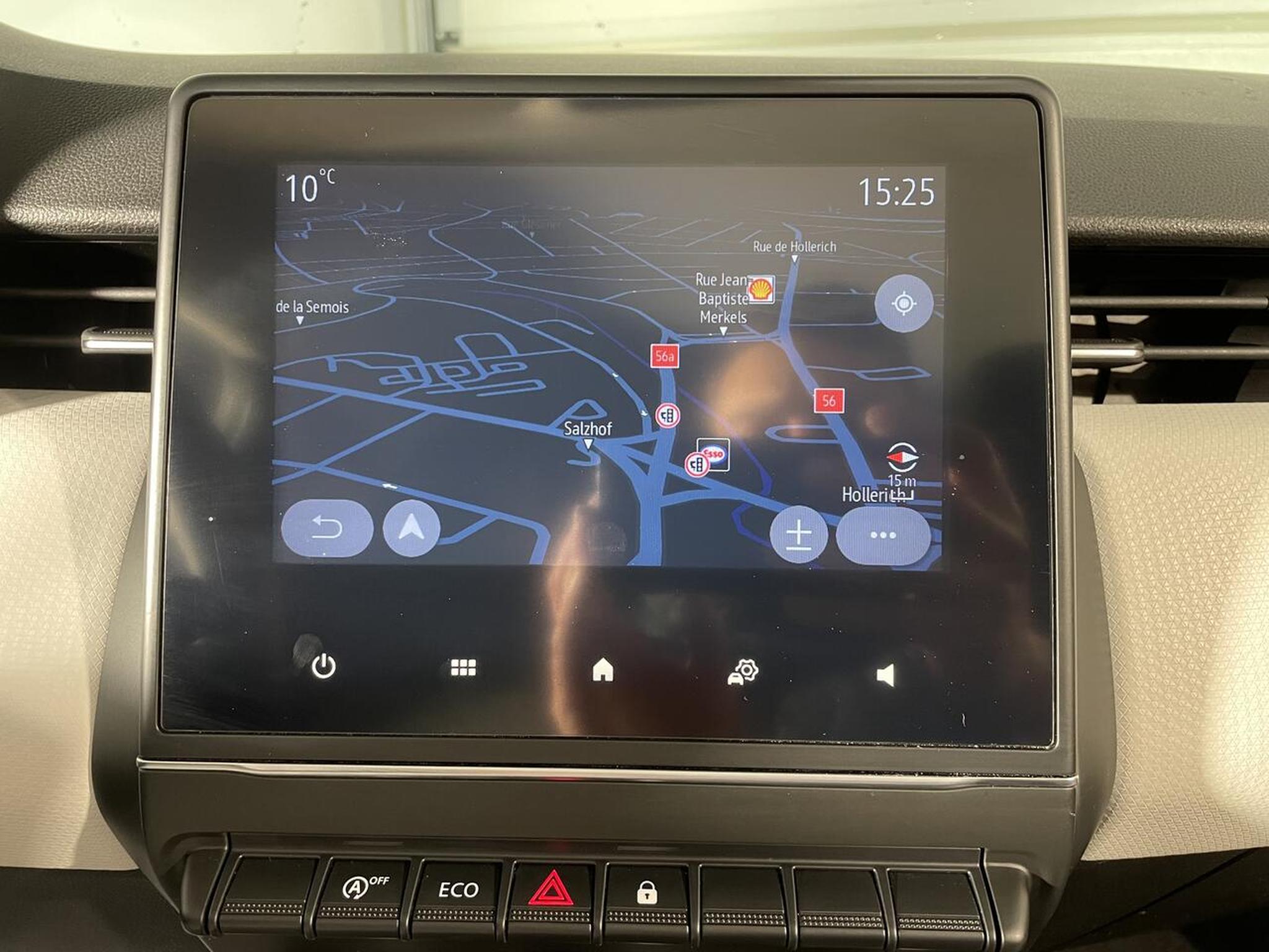 Renault Clio – Image 9