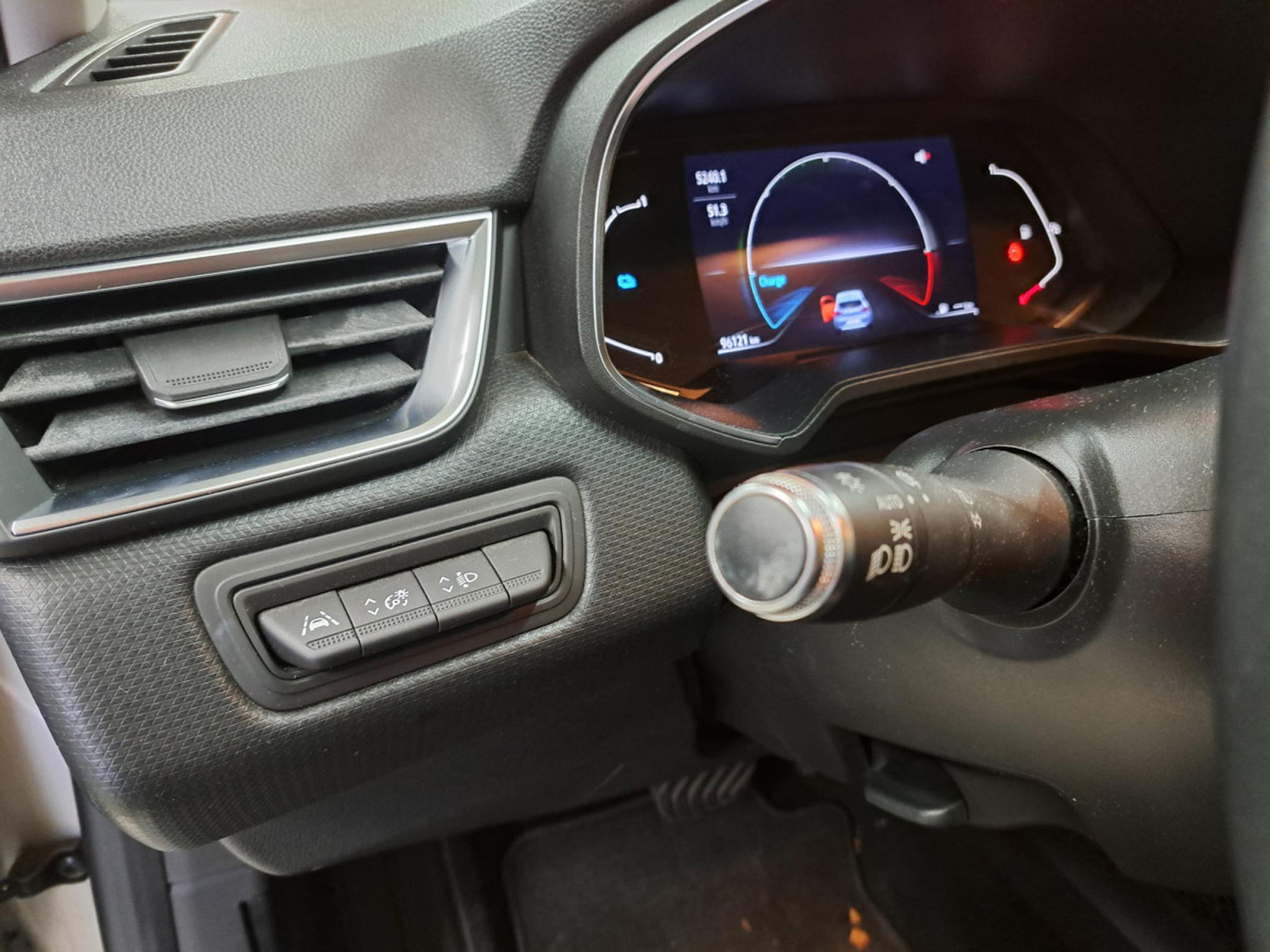 Renault Clio – Image 6