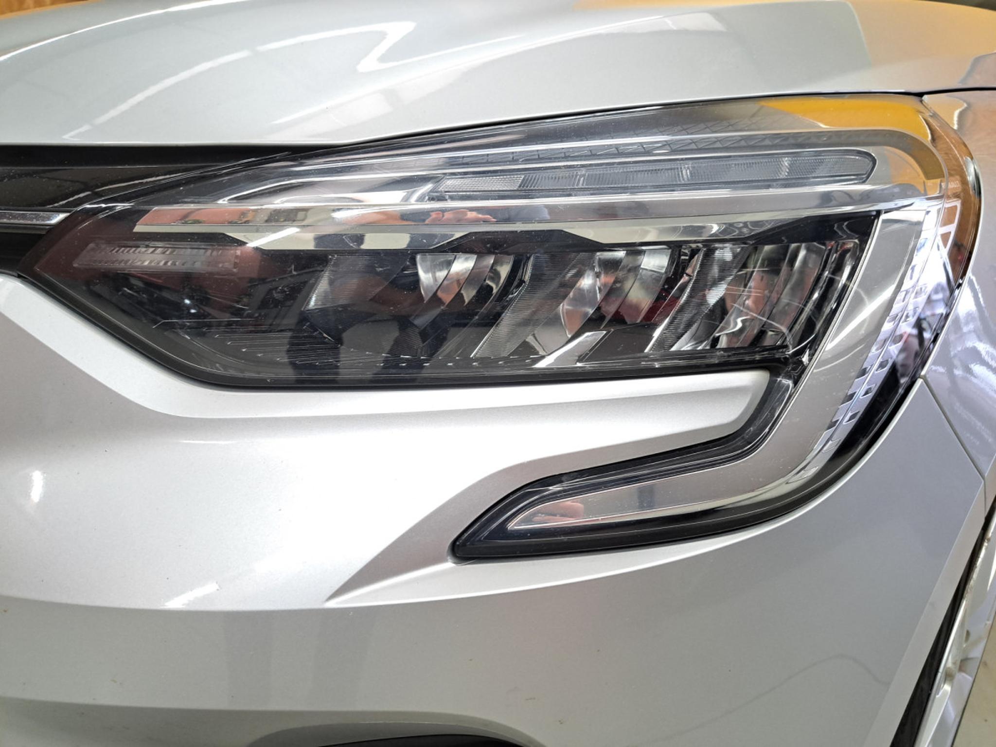 Renault Clio – Image 4