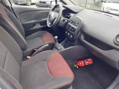 Renault Clio – Image 8