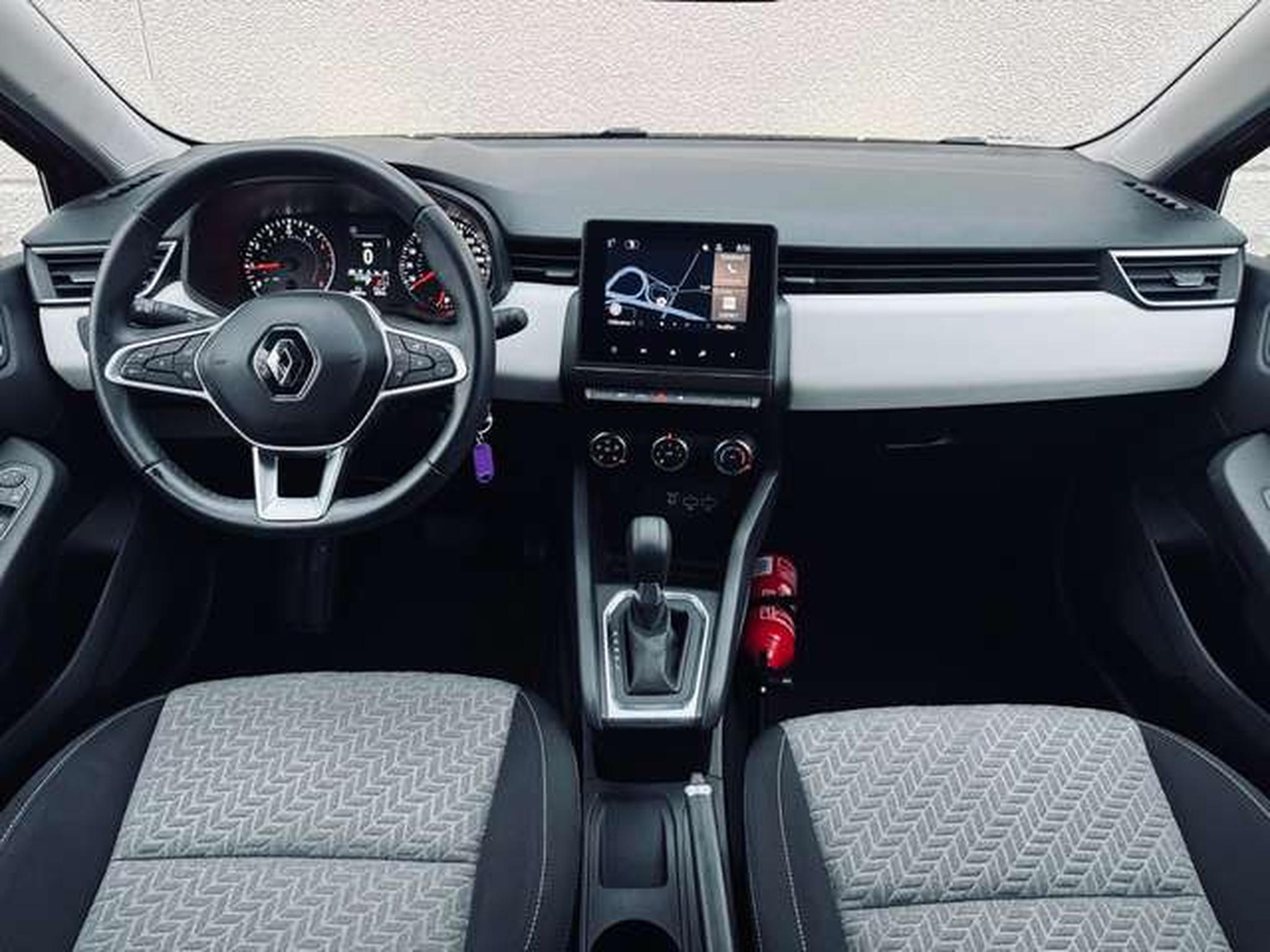 Renault Clio – Image 10