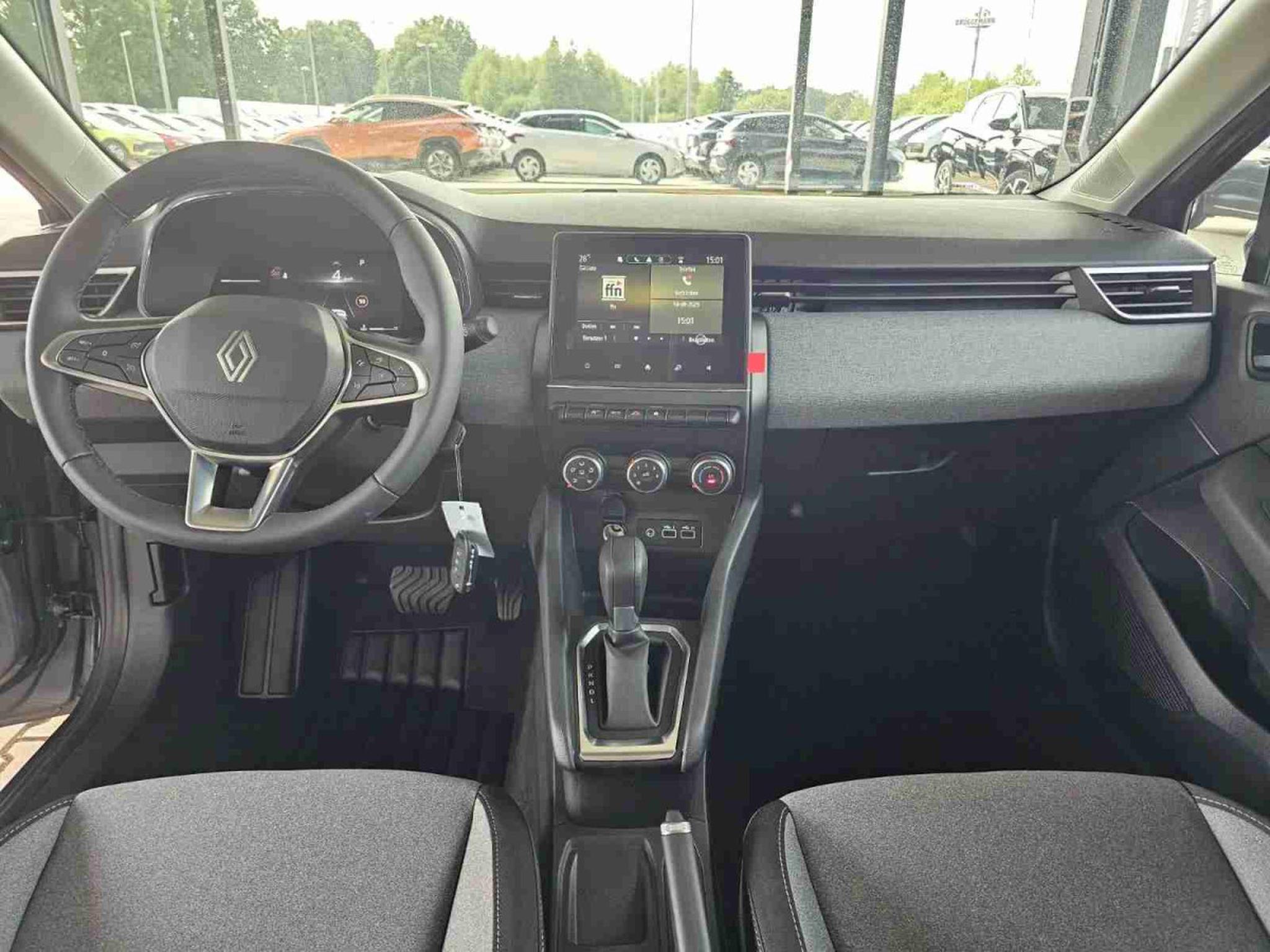 Renault Clio – Image 14