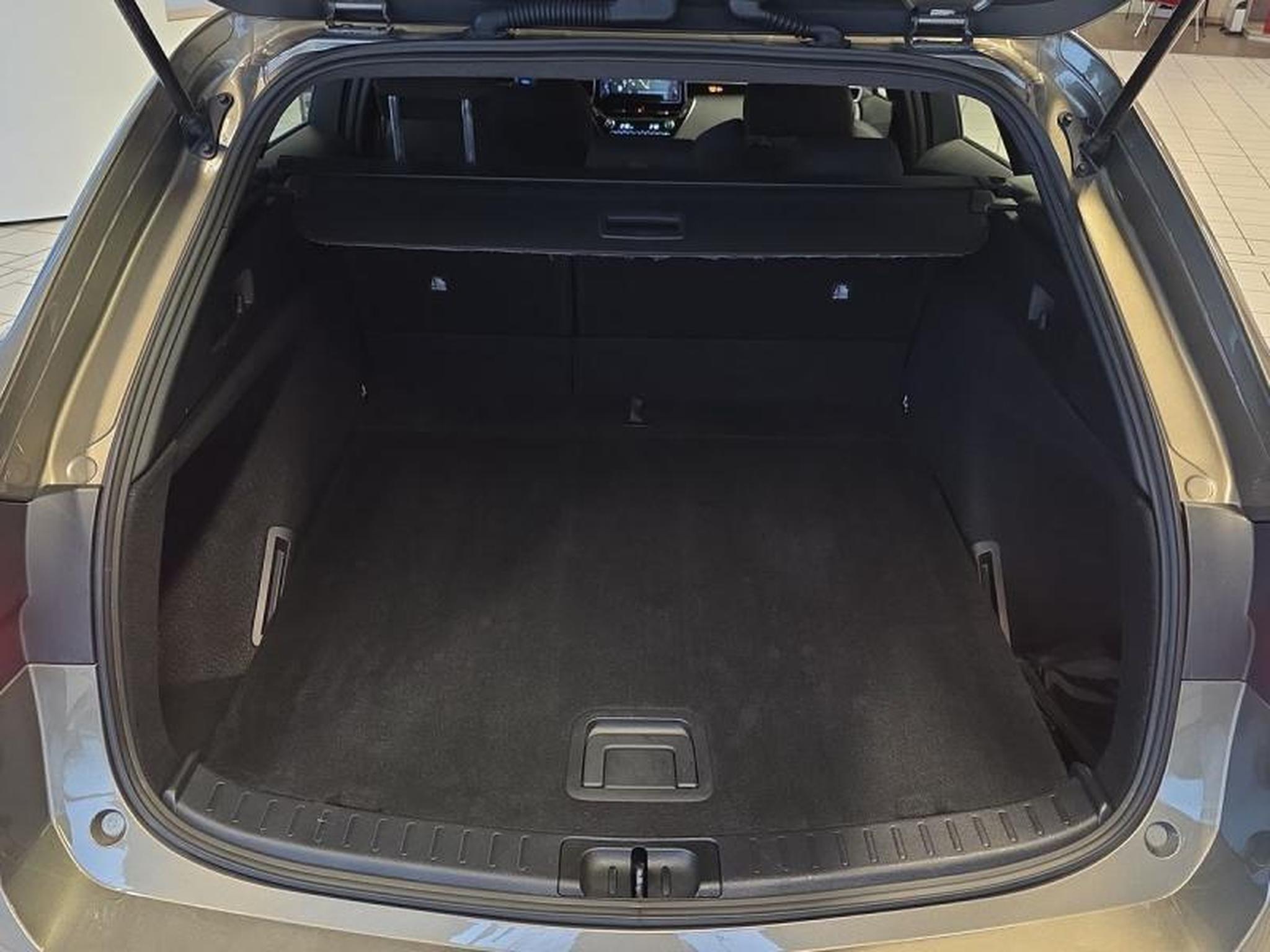 Toyota Corolla – Image 12