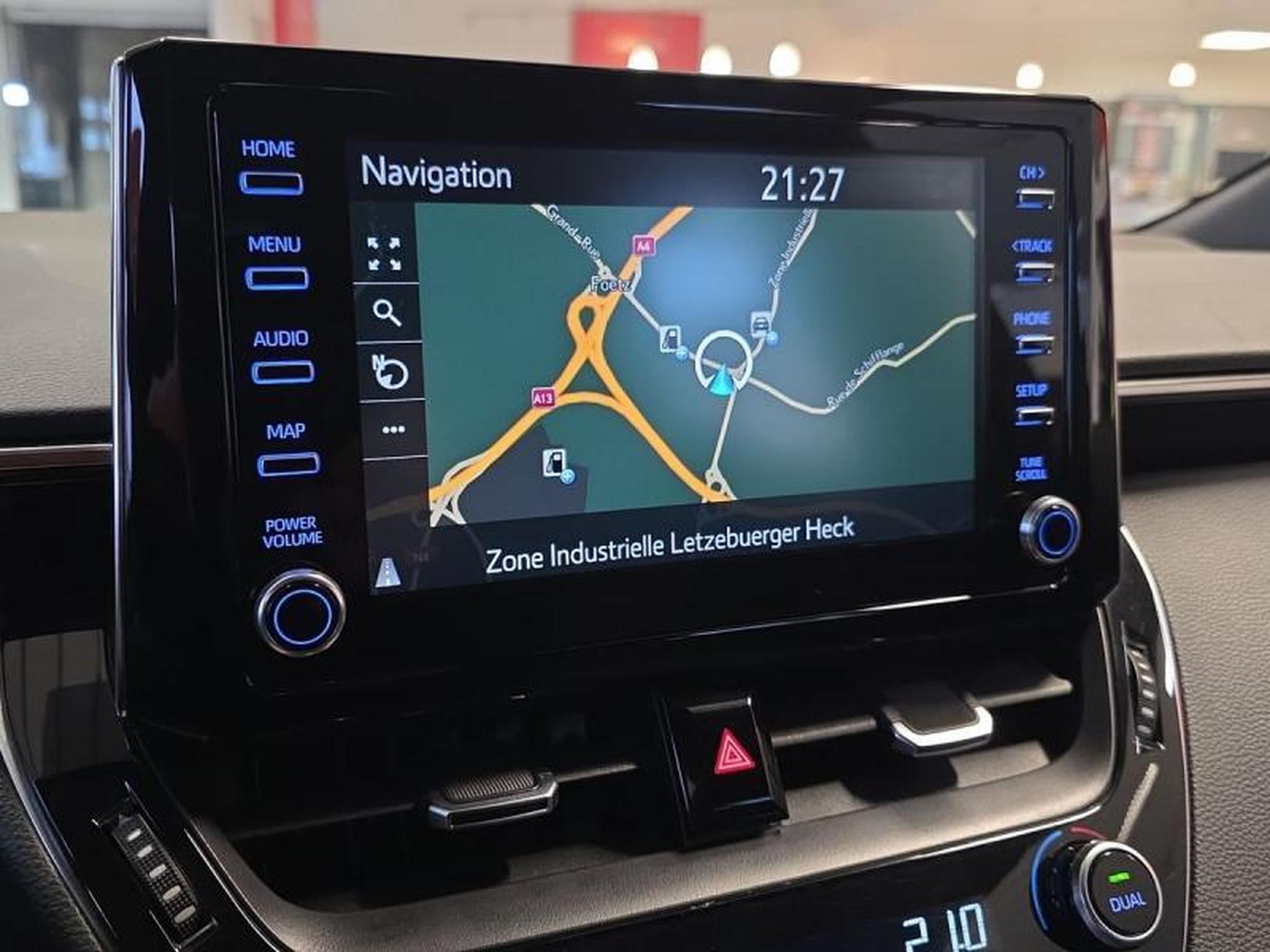 Toyota Corolla – Image 11