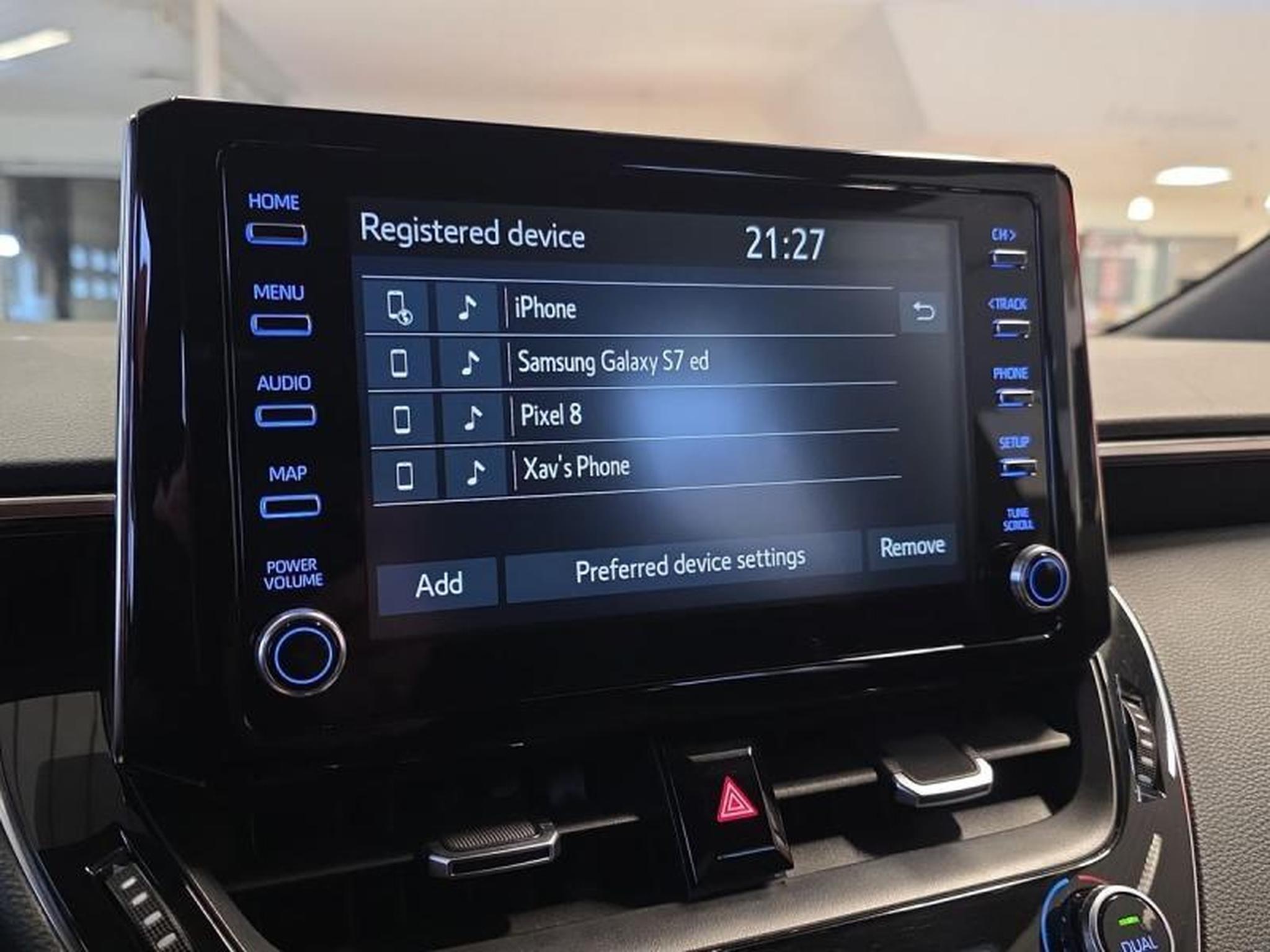 Toyota Corolla – Image 10