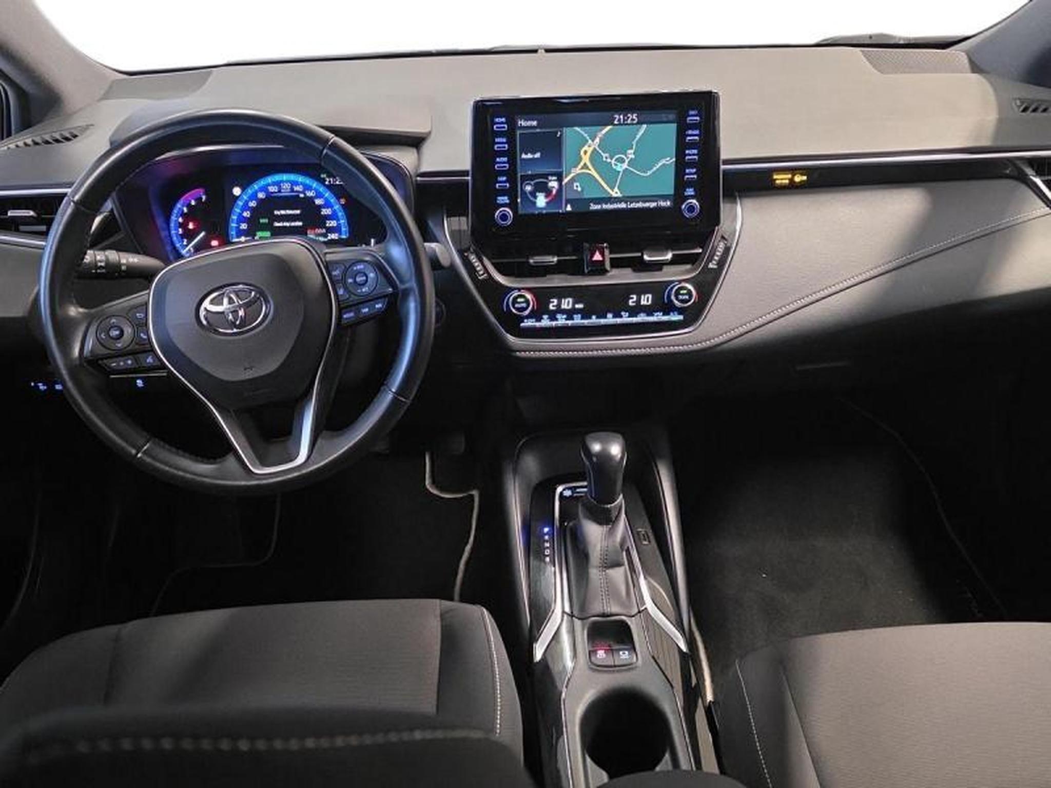 Toyota Corolla – Image 16