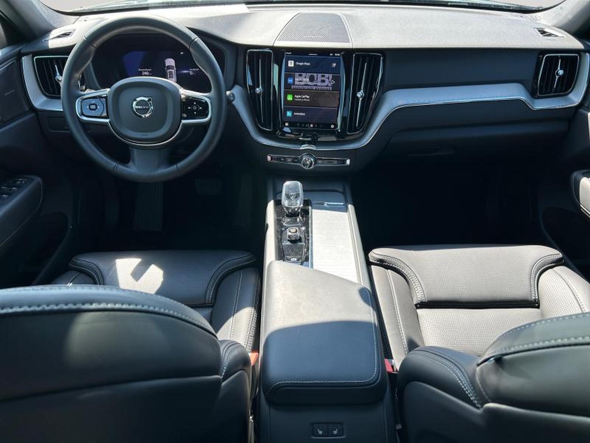 Volvo XC60 – Image 13