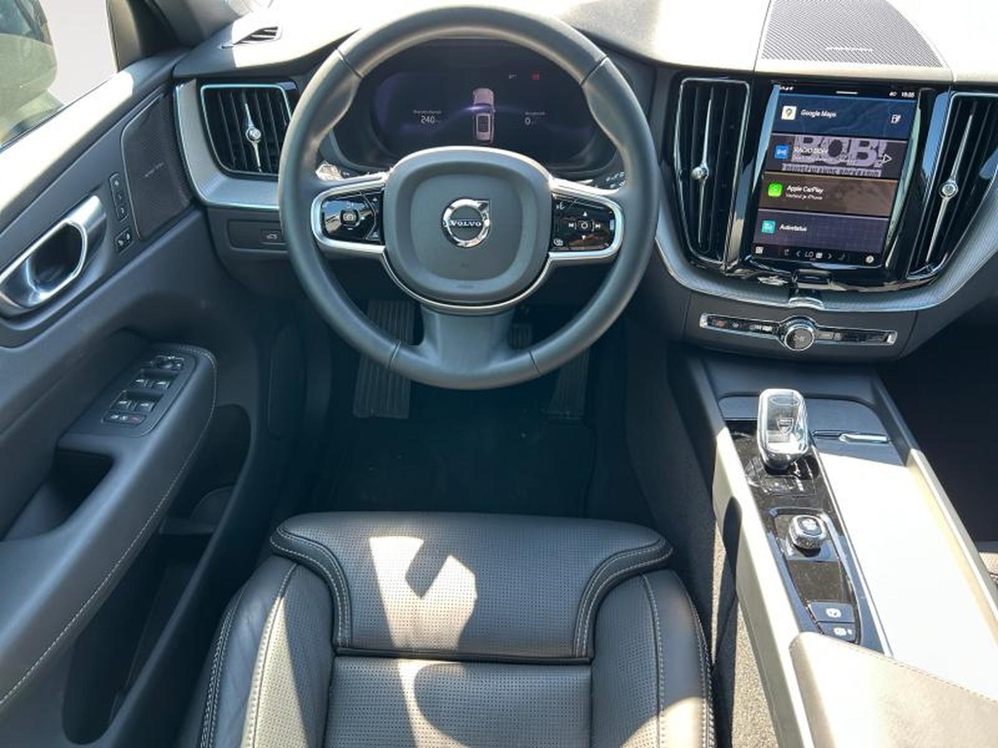 Volvo XC60 – Image 11